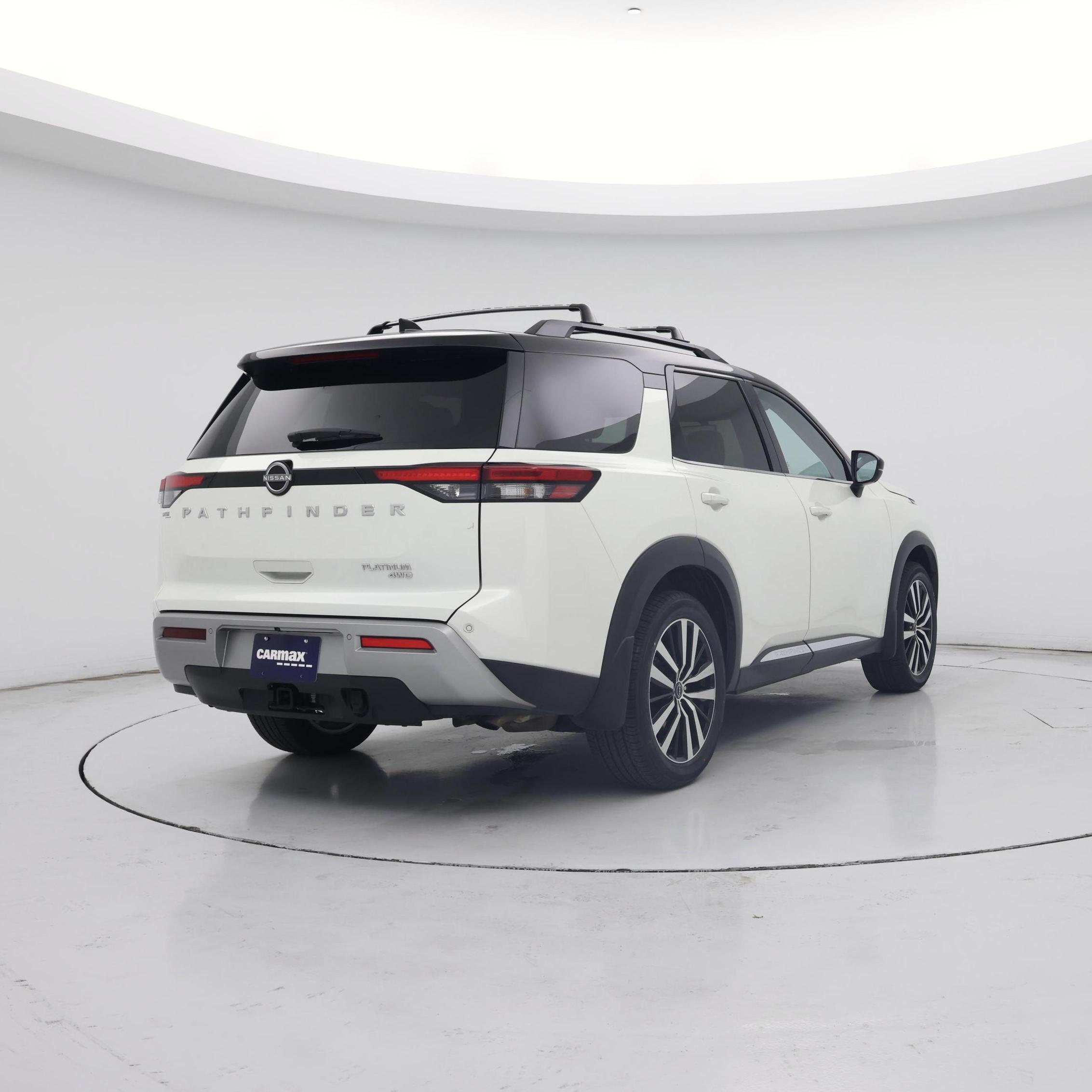 Thumbnail: 2023 Nissan Pathfinder - 8