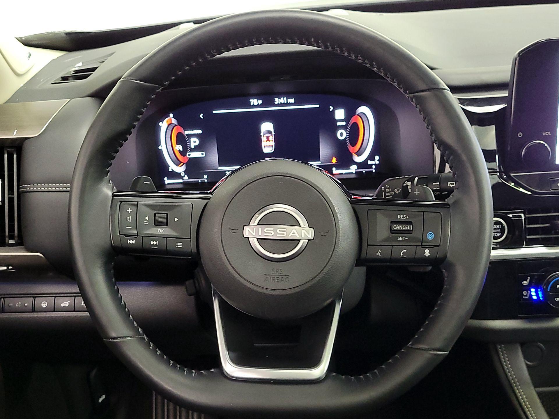 Thumbnail: 2023 Nissan Pathfinder - 10