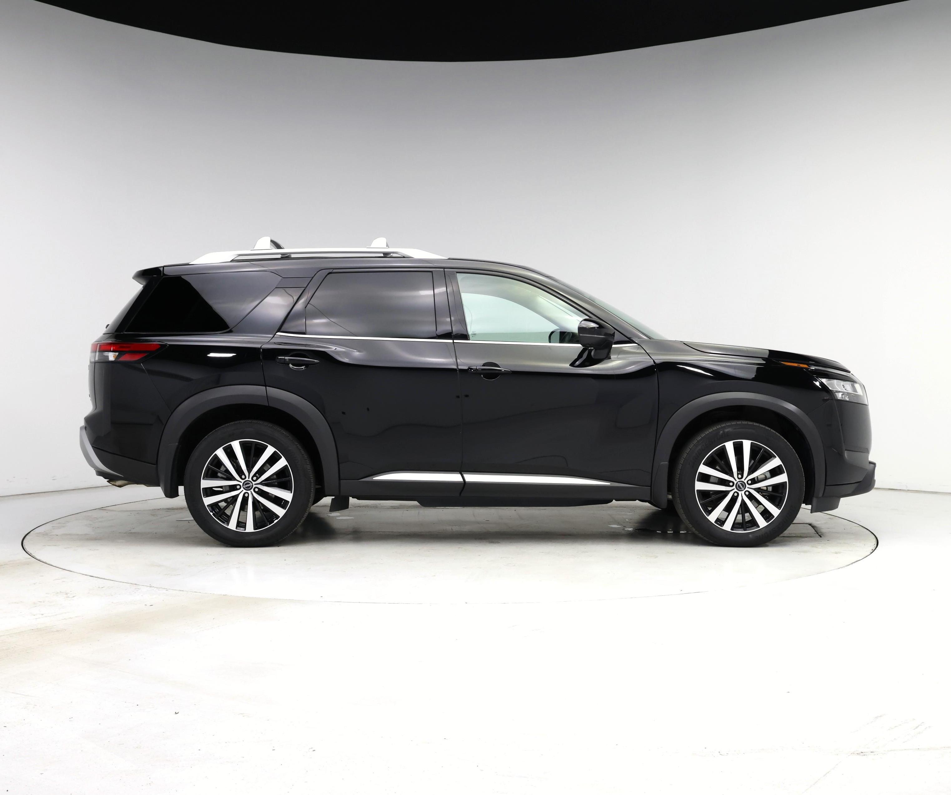 Thumbnail: 2023 Nissan Pathfinder - 7
