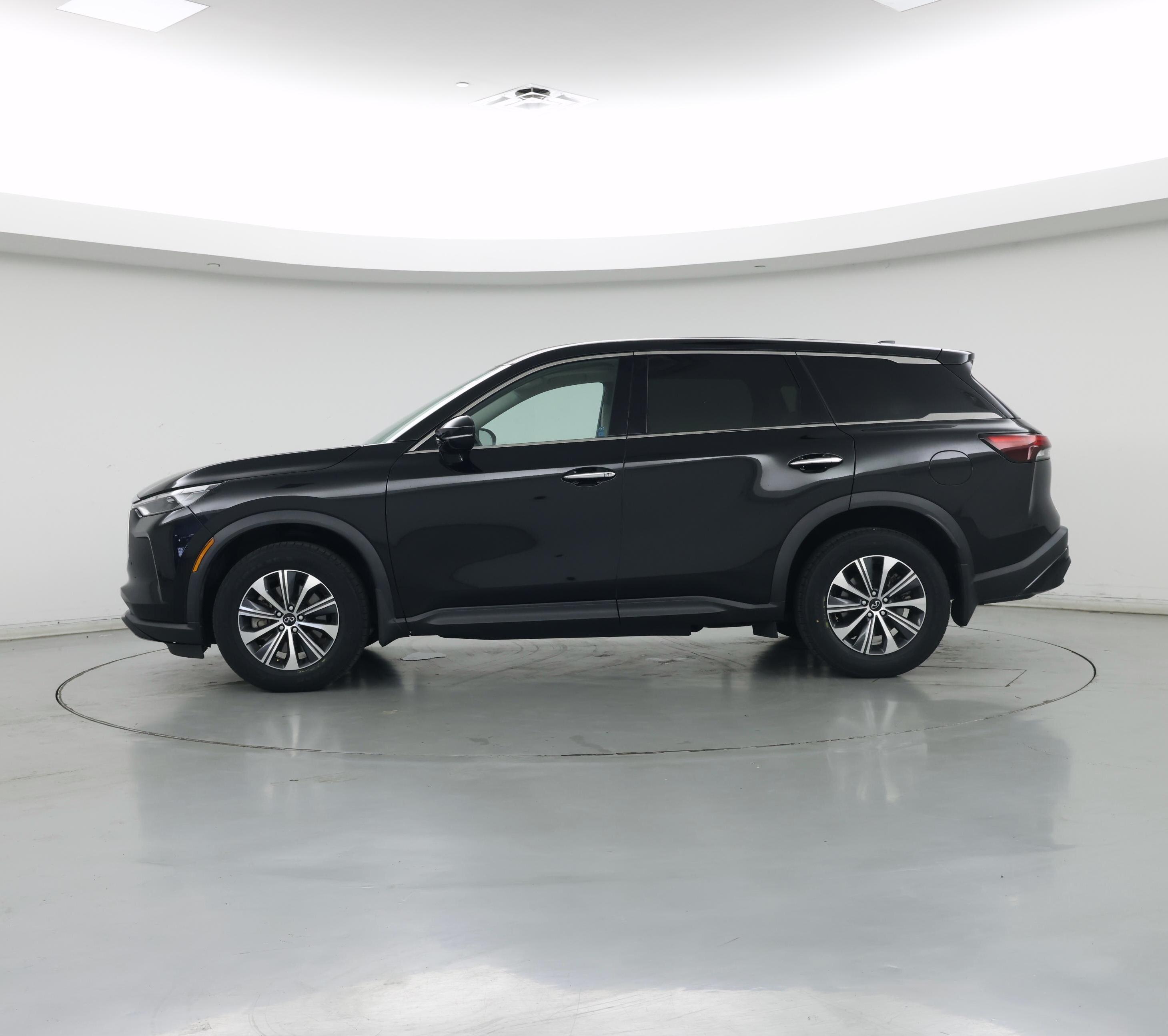 Thumbnail: 2023 INFINITI QX60 - 3