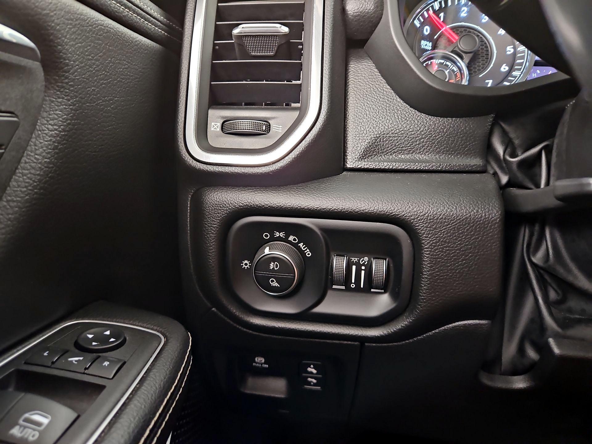 Thumbnail: 2022 RAM 1500 - 13