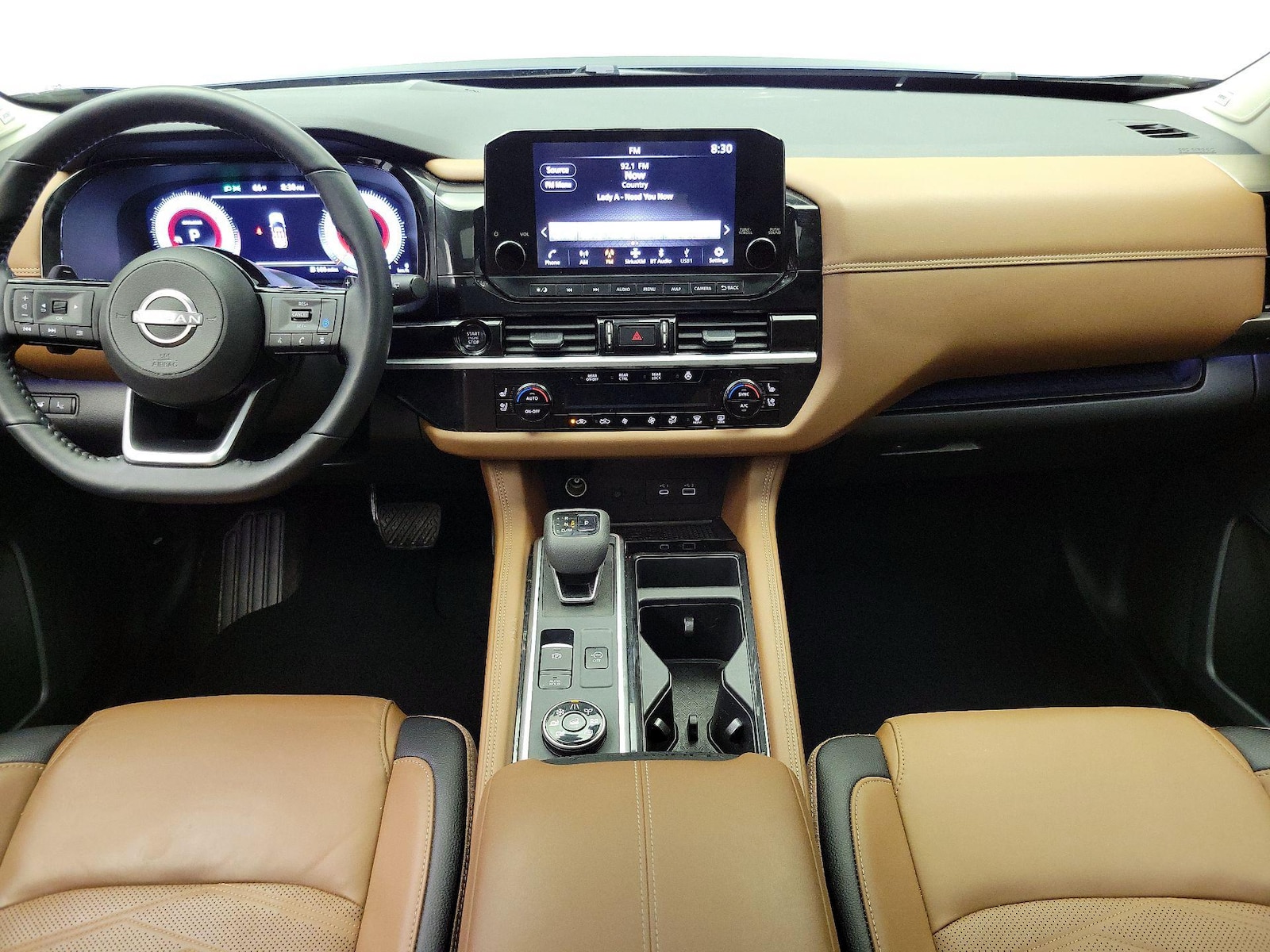 2025 Nissan Pathfinder Platinum - Photo 10