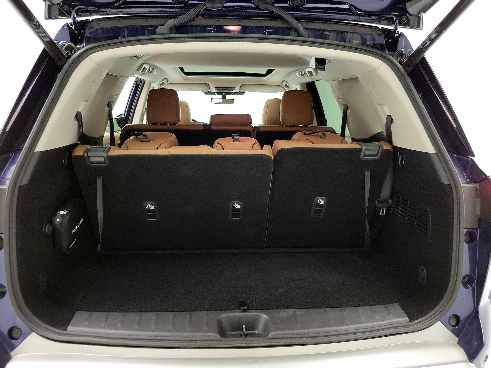 2025 Nissan Pathfinder Platinum - Photo 24