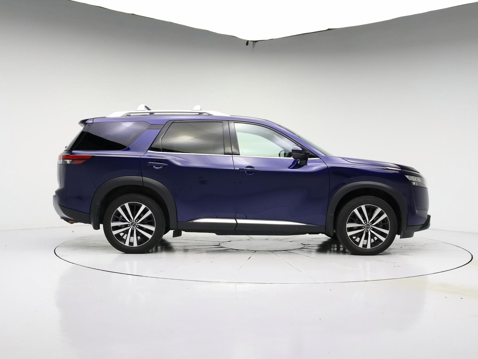 2025 Nissan Pathfinder Platinum - Photo 4