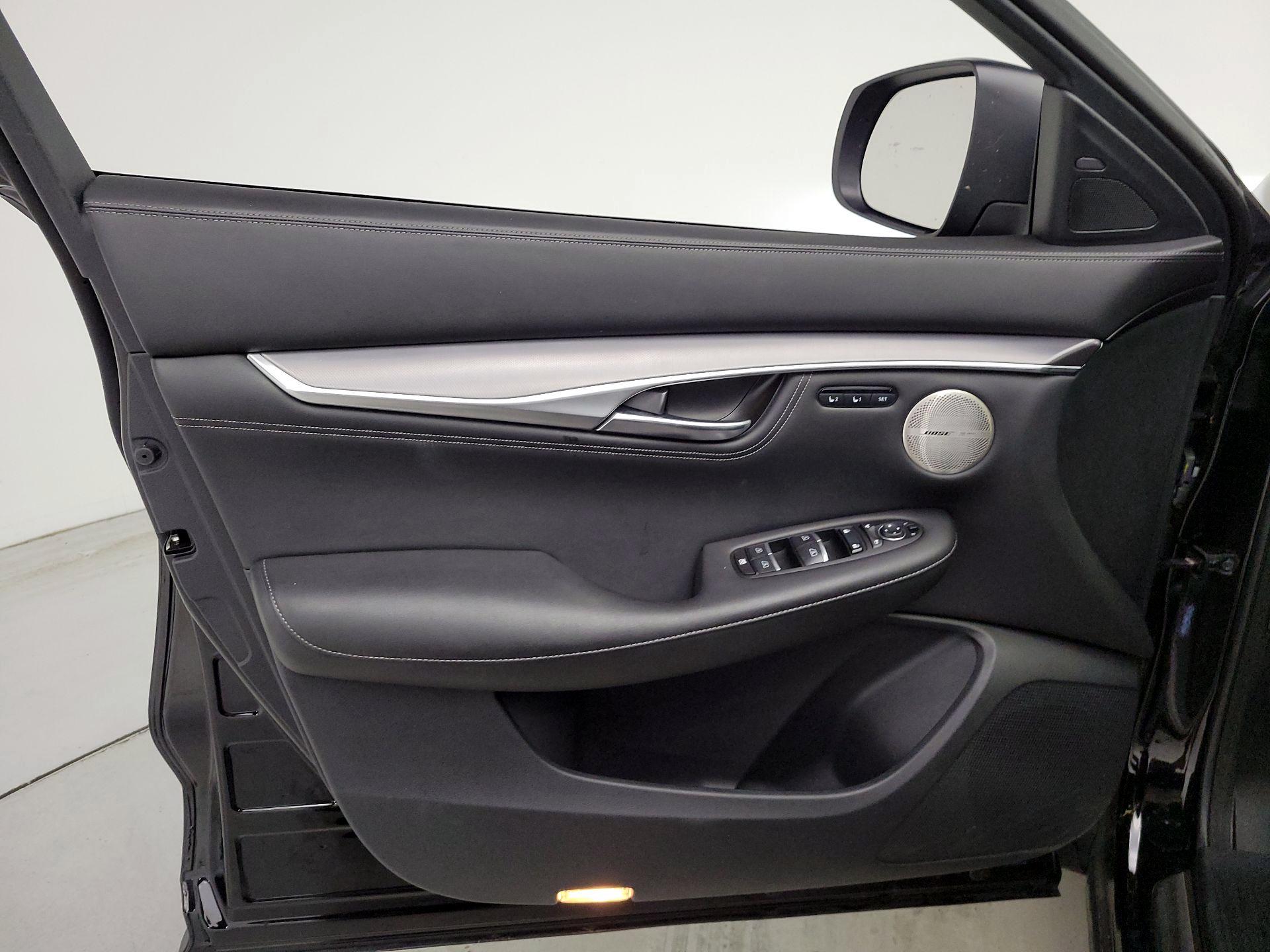 Thumbnail: 2023 INFINITI QX55 - 12