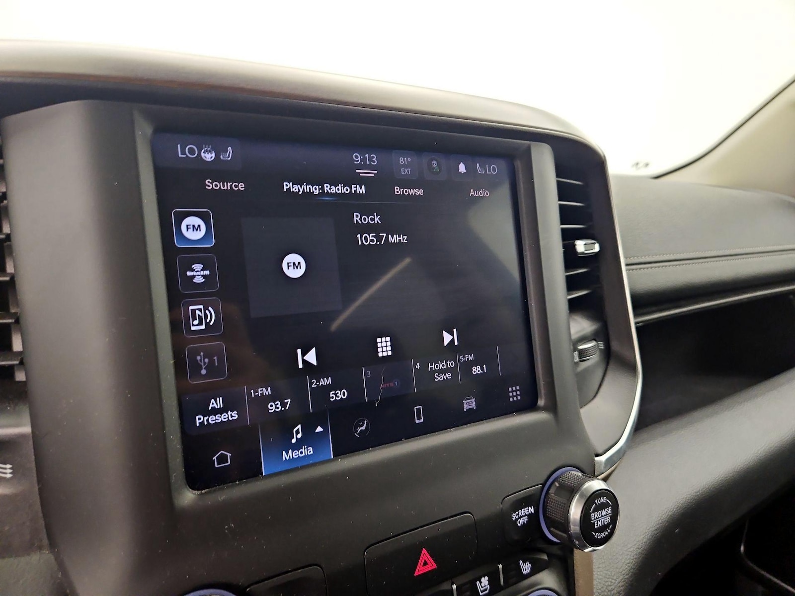 2022 RAM Ram 1500 Pickup Laramie - Photo 16