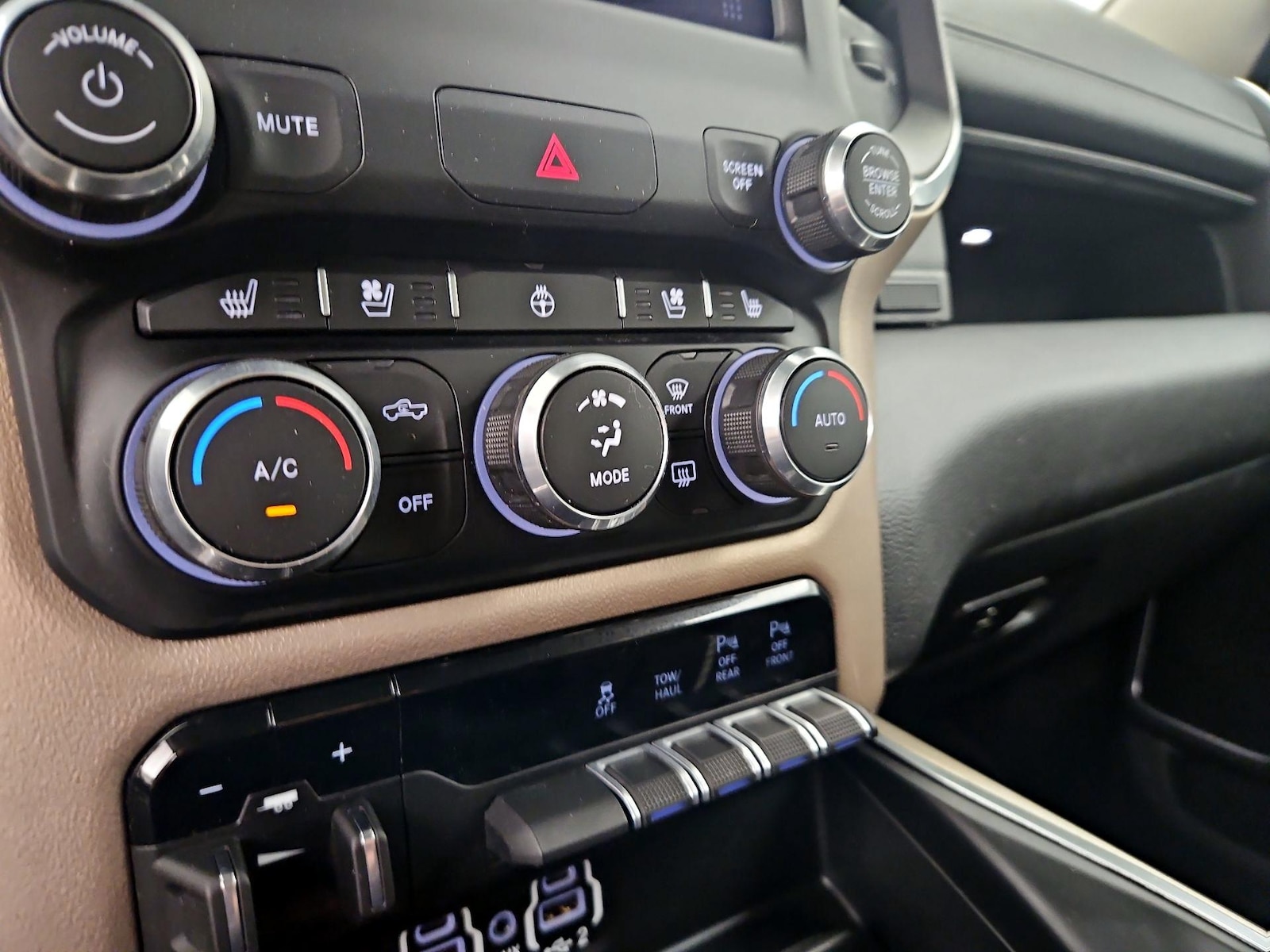 2022 RAM Ram 1500 Pickup Laramie - Photo 17
