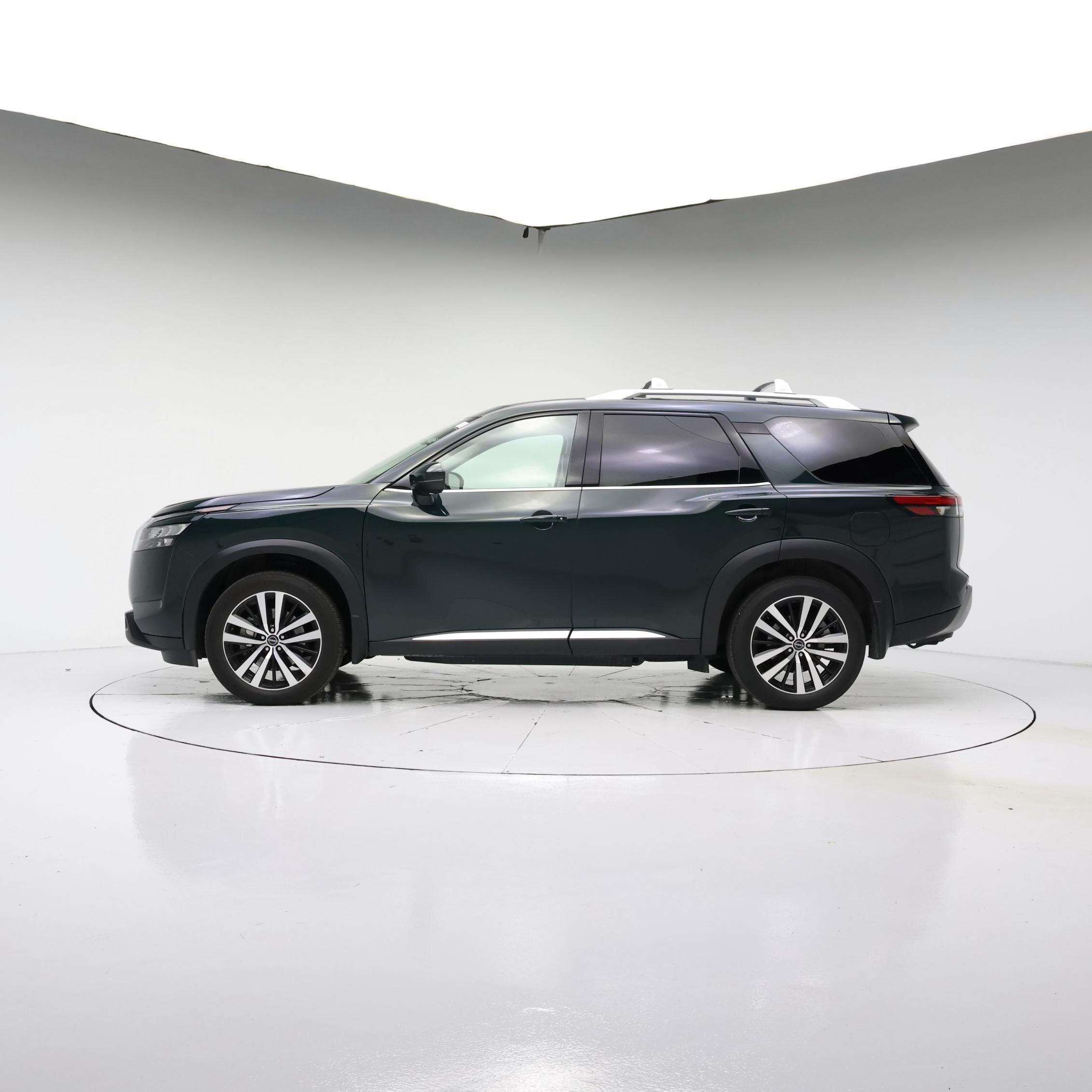 Thumbnail: 2025 Nissan Pathfinder - 3
