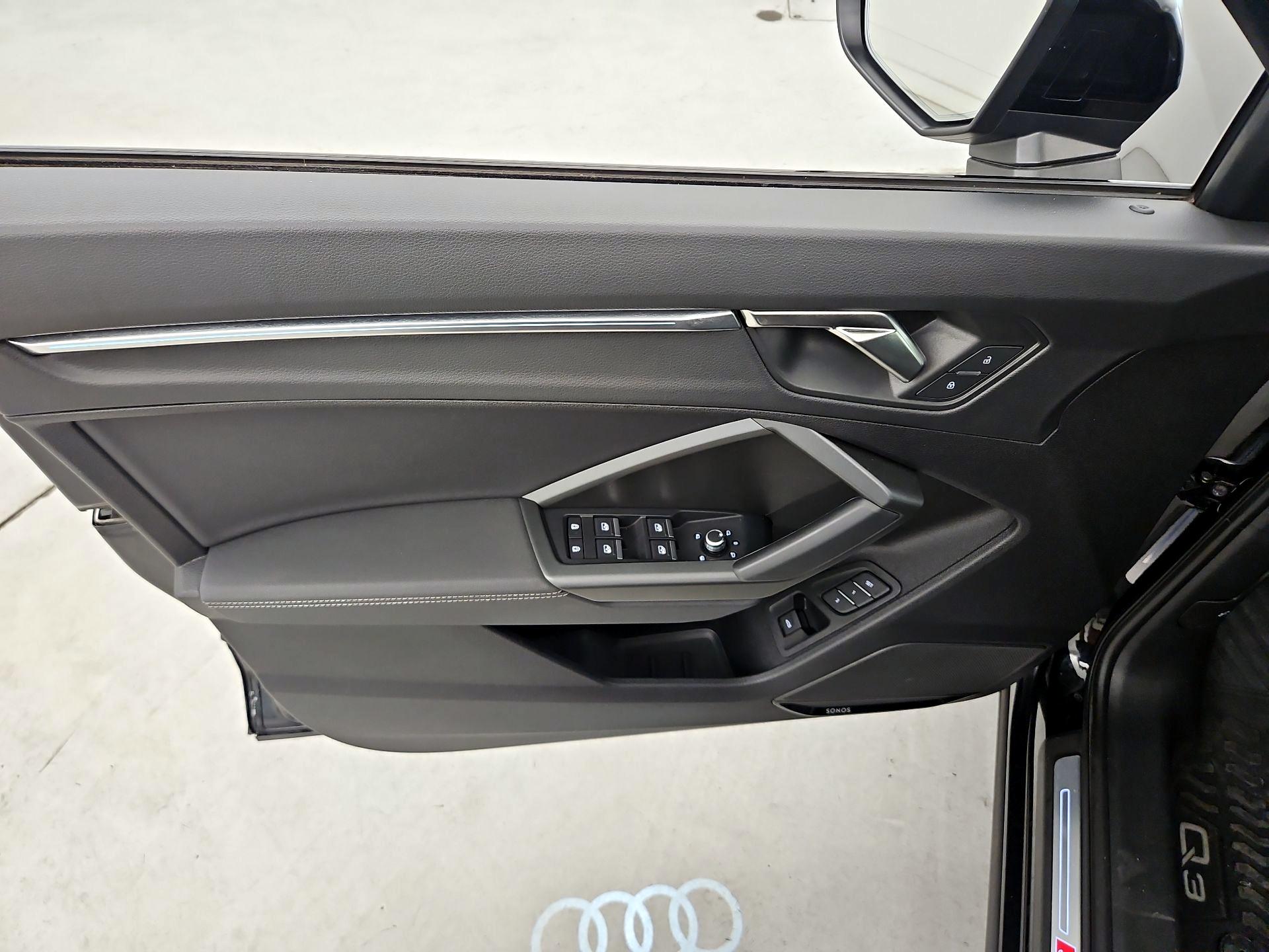 Thumbnail: 2024 Audi Q3 - 12