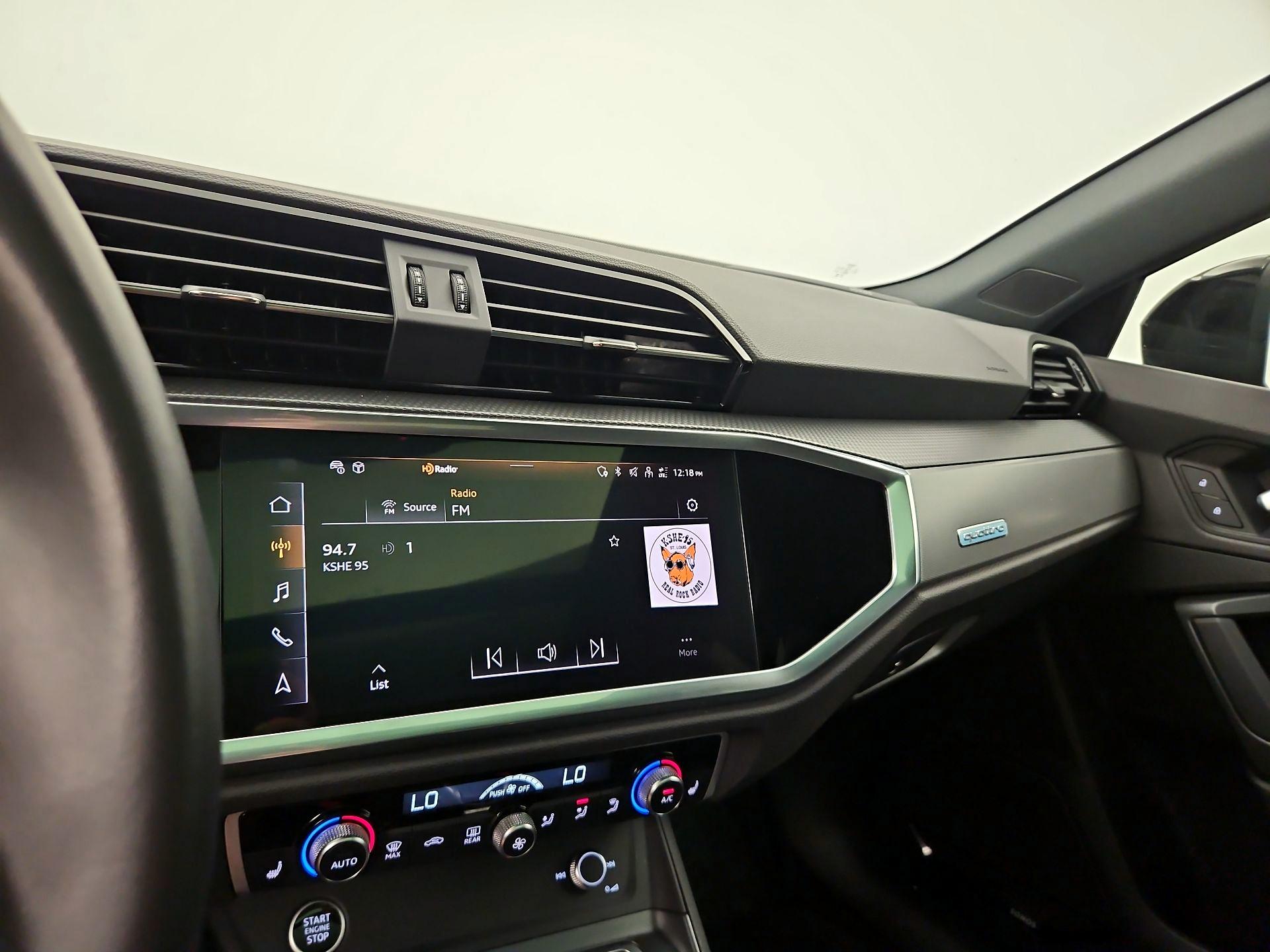Thumbnail: 2024 Audi Q3 - 16