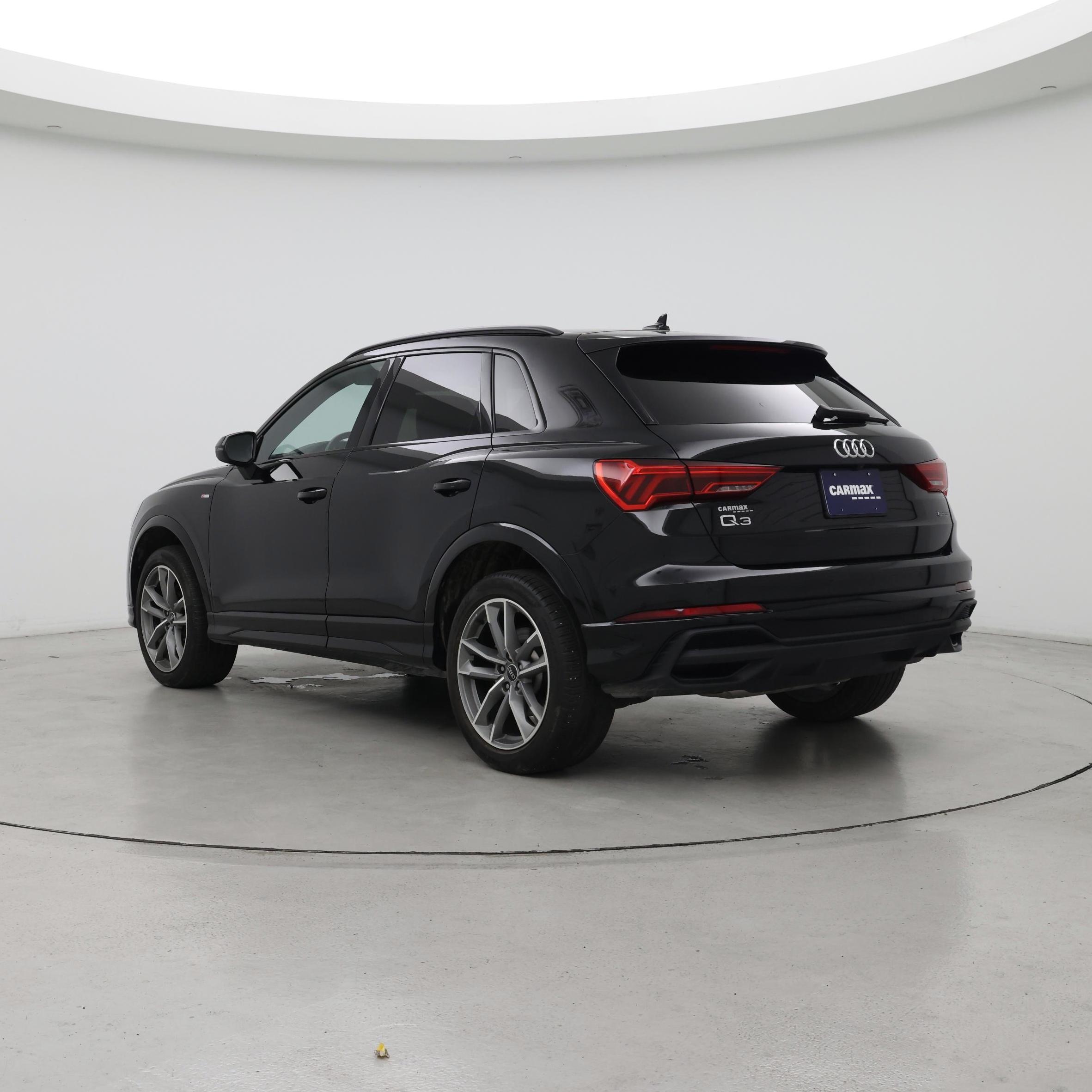 Thumbnail: 2024 Audi Q3 - 2