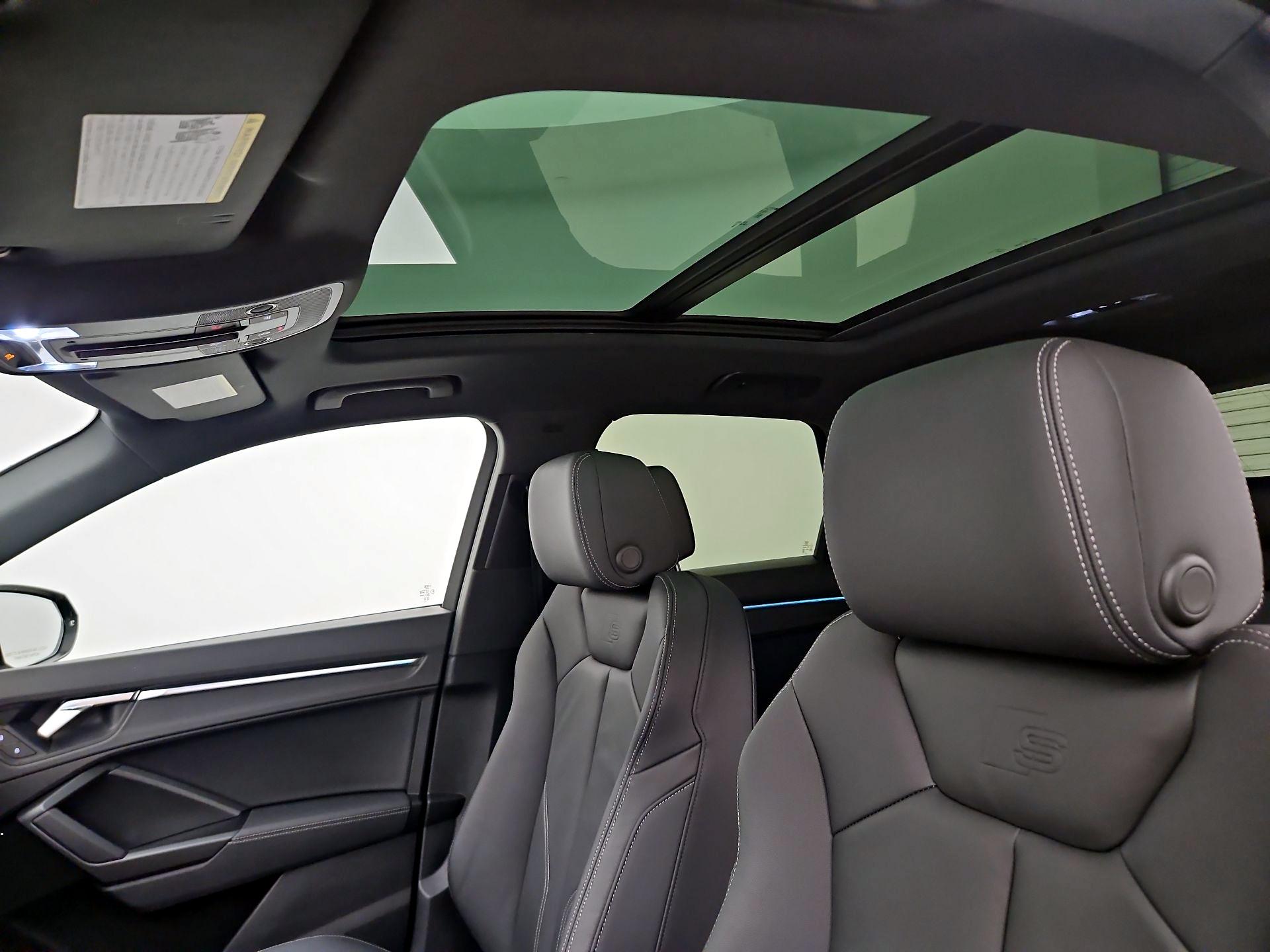 Thumbnail: 2024 Audi Q3 - 20