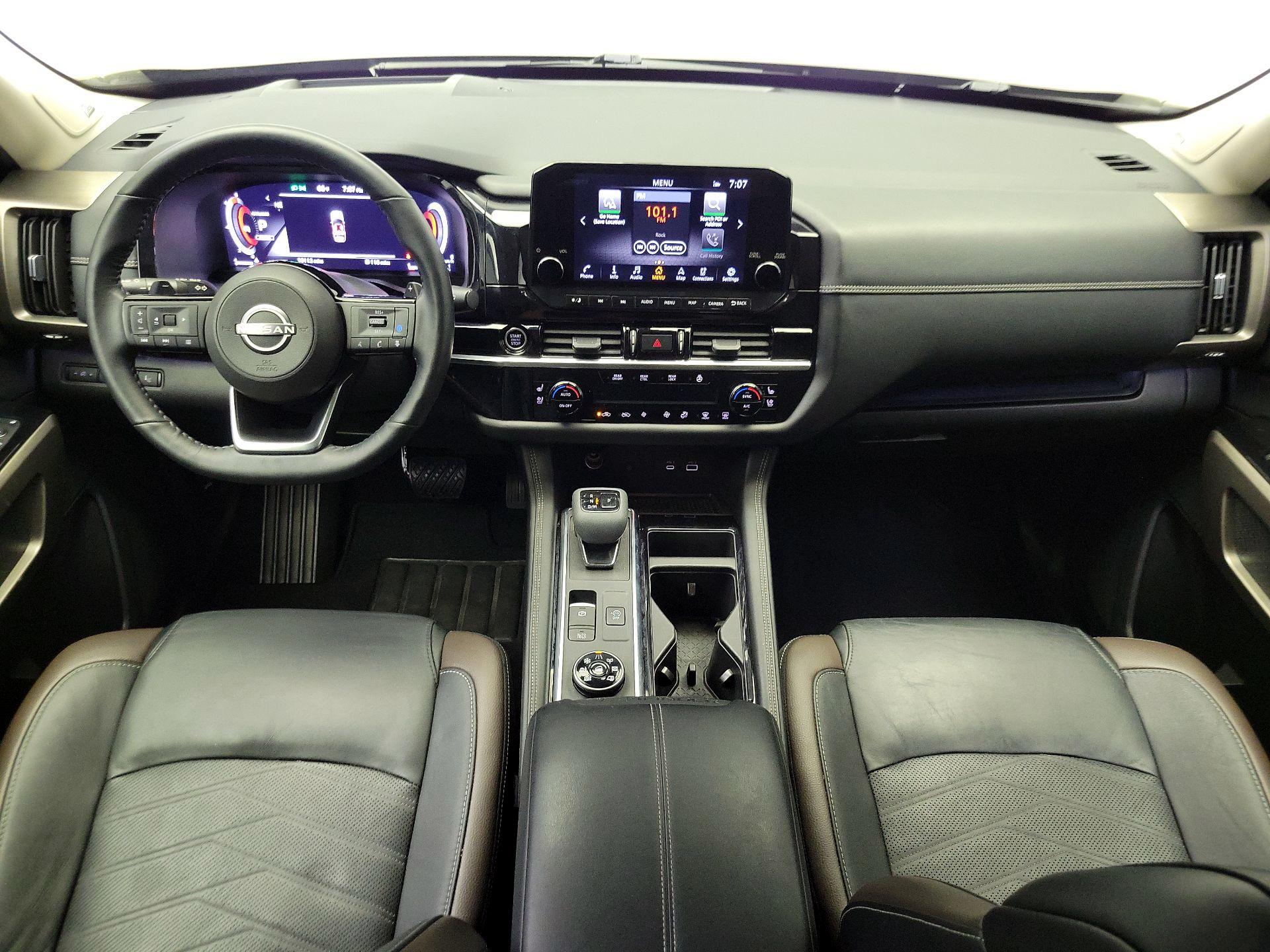 Thumbnail: 2023 Nissan Pathfinder - 9