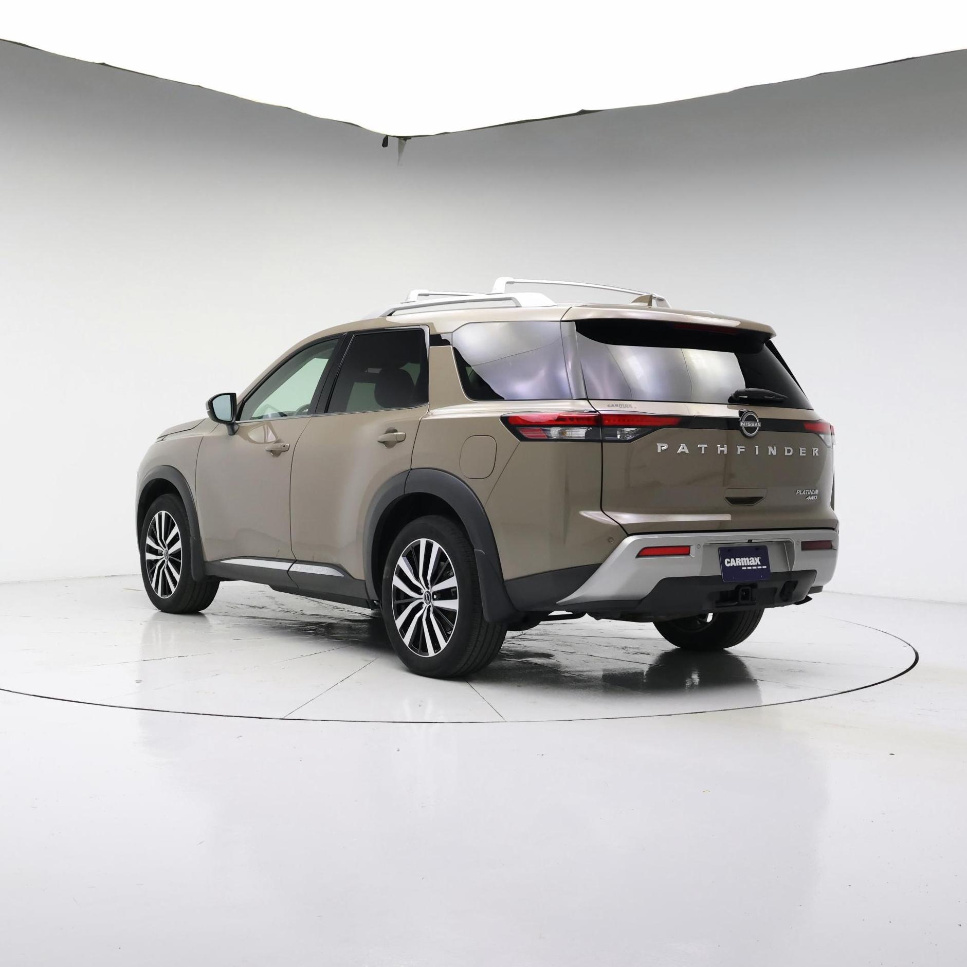 Thumbnail: 2023 Nissan Pathfinder - 2