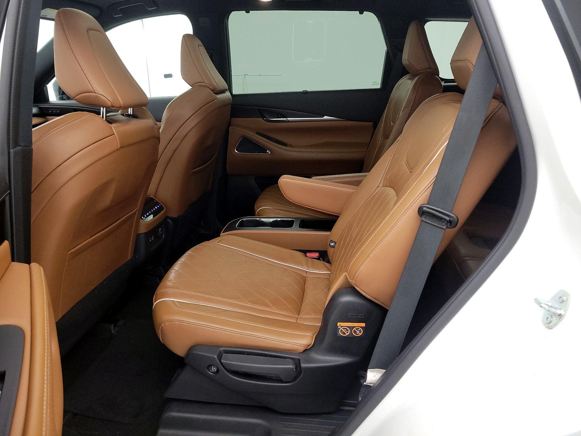 Thumbnail: 2023 INFINITI QX60 - 20