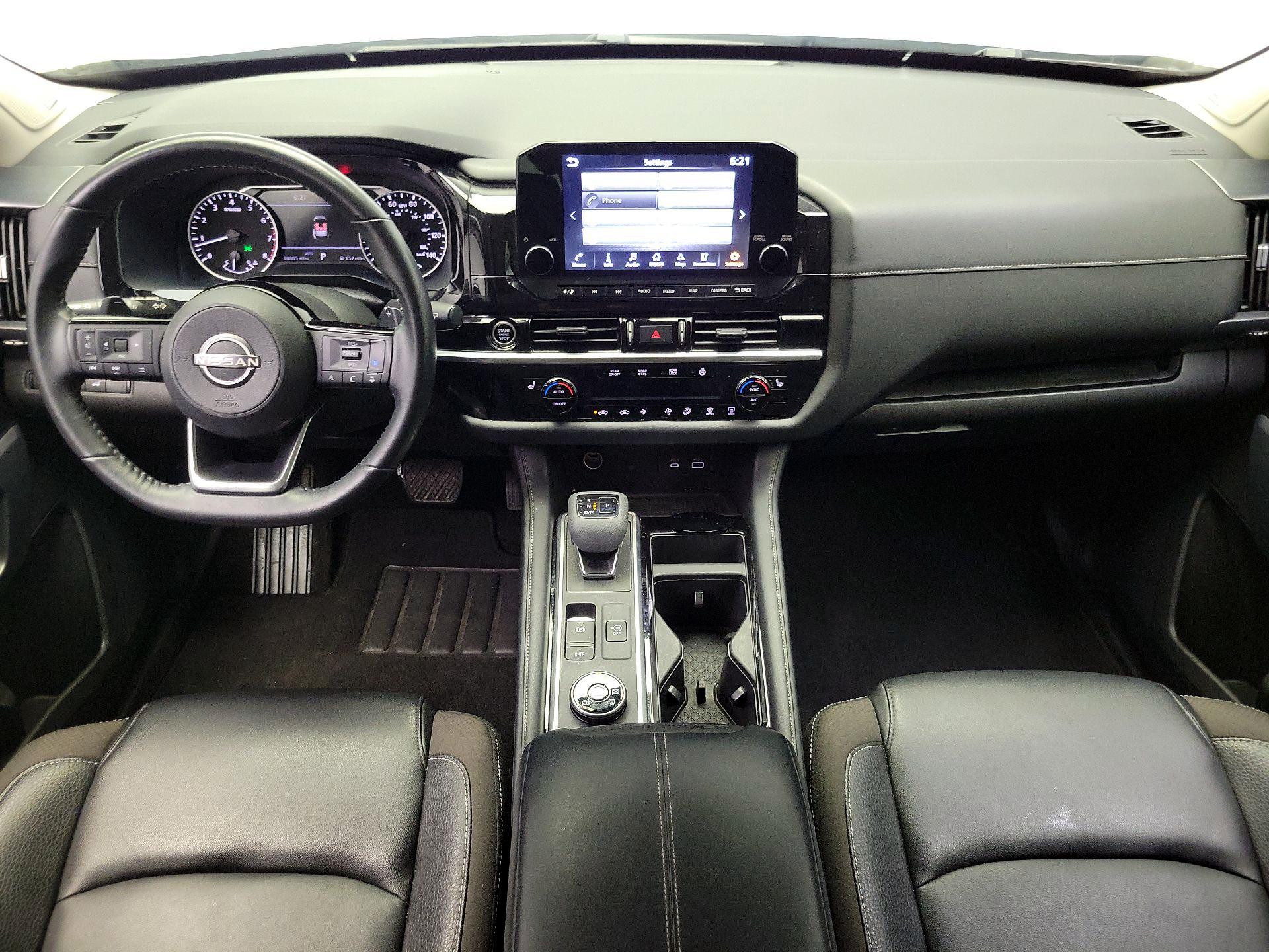 Thumbnail: 2023 Nissan Pathfinder - 9