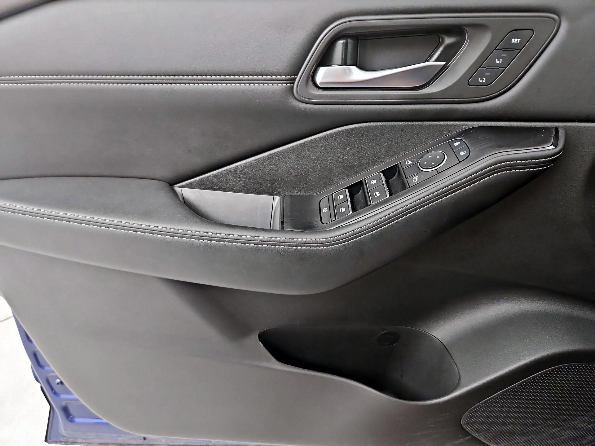 Thumbnail: 2023 Nissan Rogue - 12