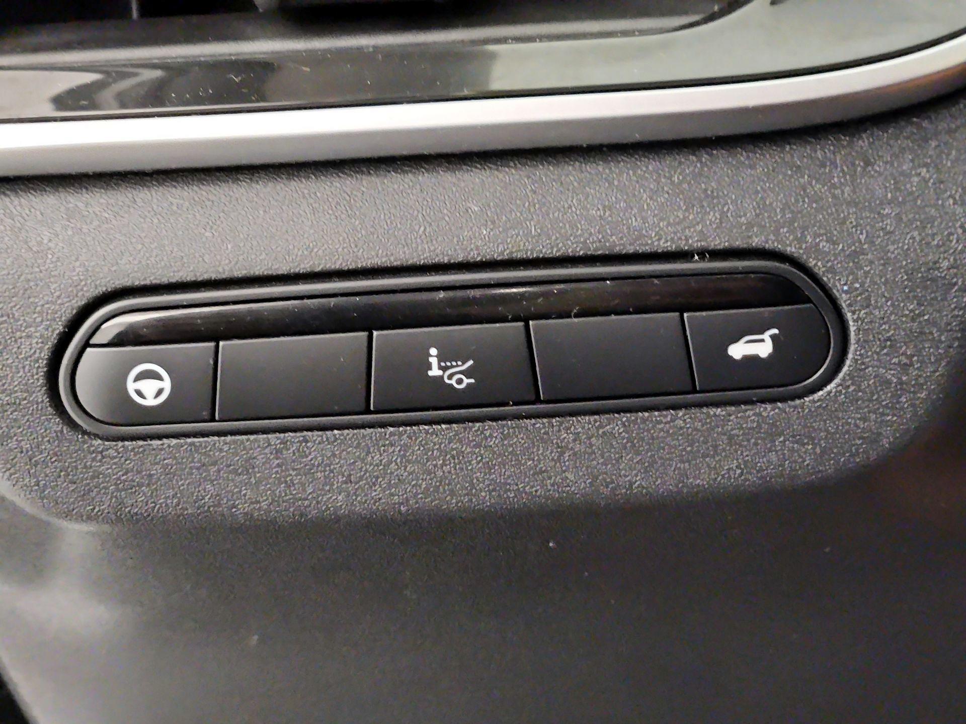 Thumbnail: 2023 INFINITI QX60 - 13