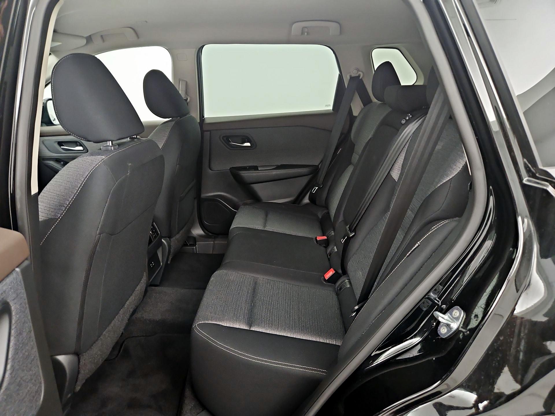 Thumbnail: 2023 Nissan Rogue - 19
