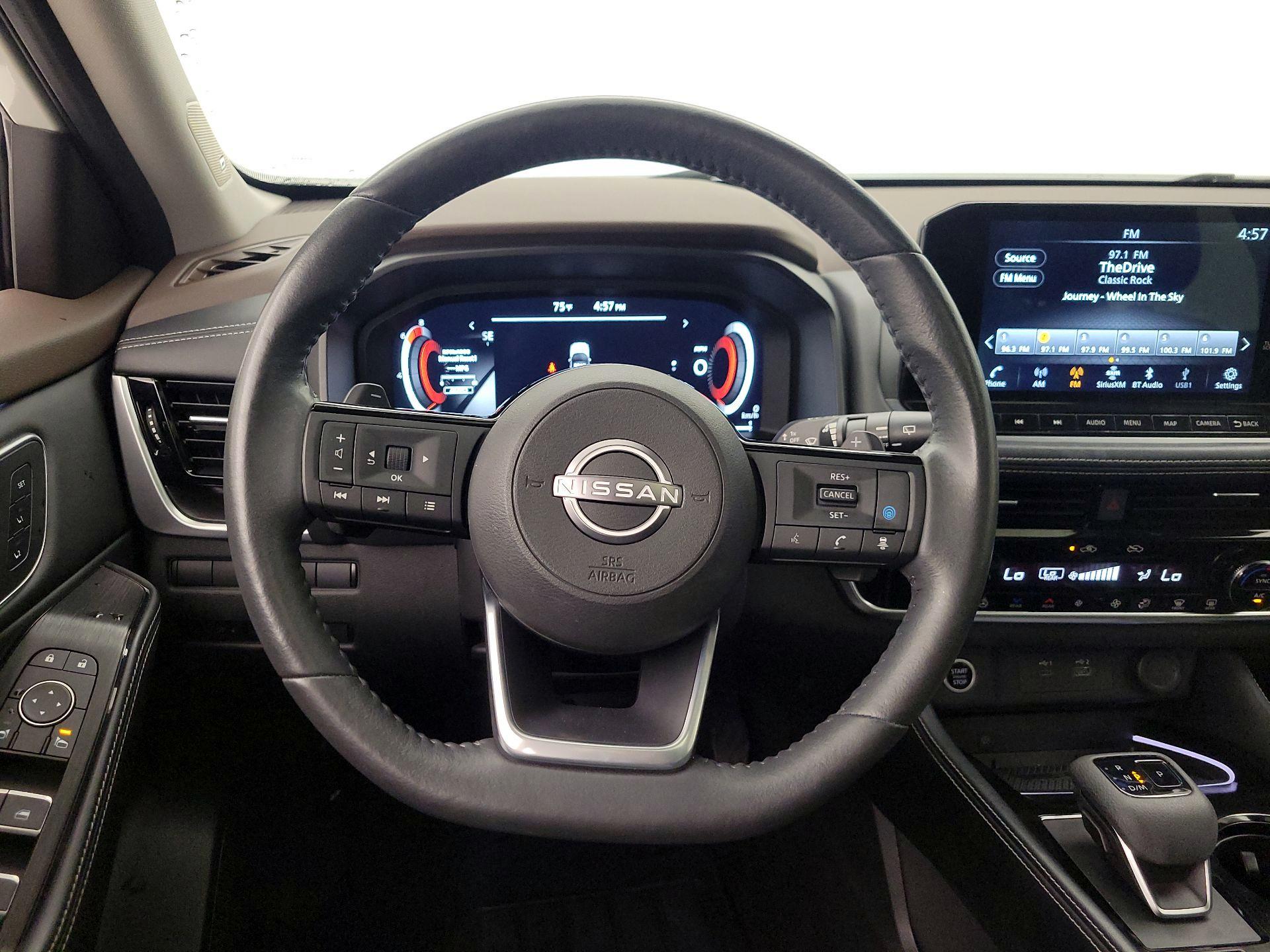 Thumbnail: 2023 Nissan Rogue - 10