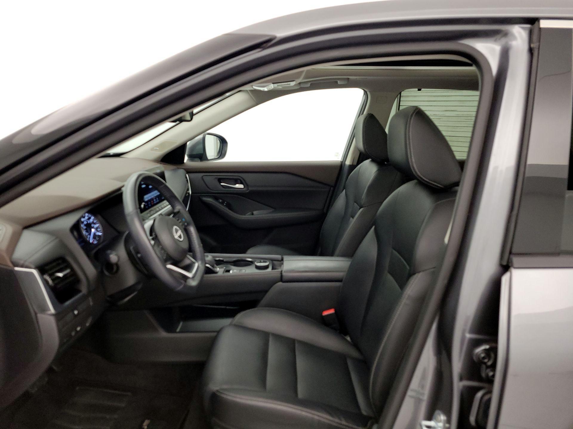 Thumbnail: 2023 Nissan Rogue - 11