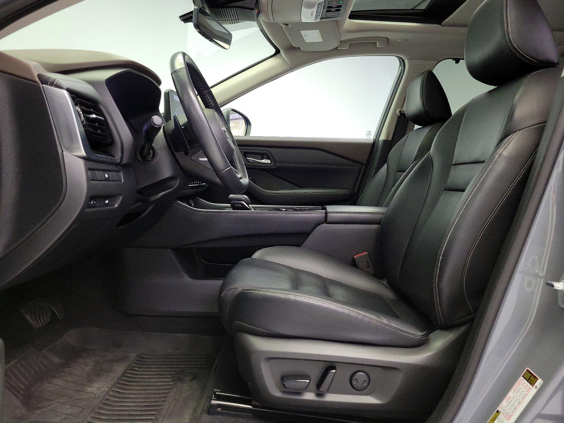 Thumbnail: 2023 Nissan Rogue - 11