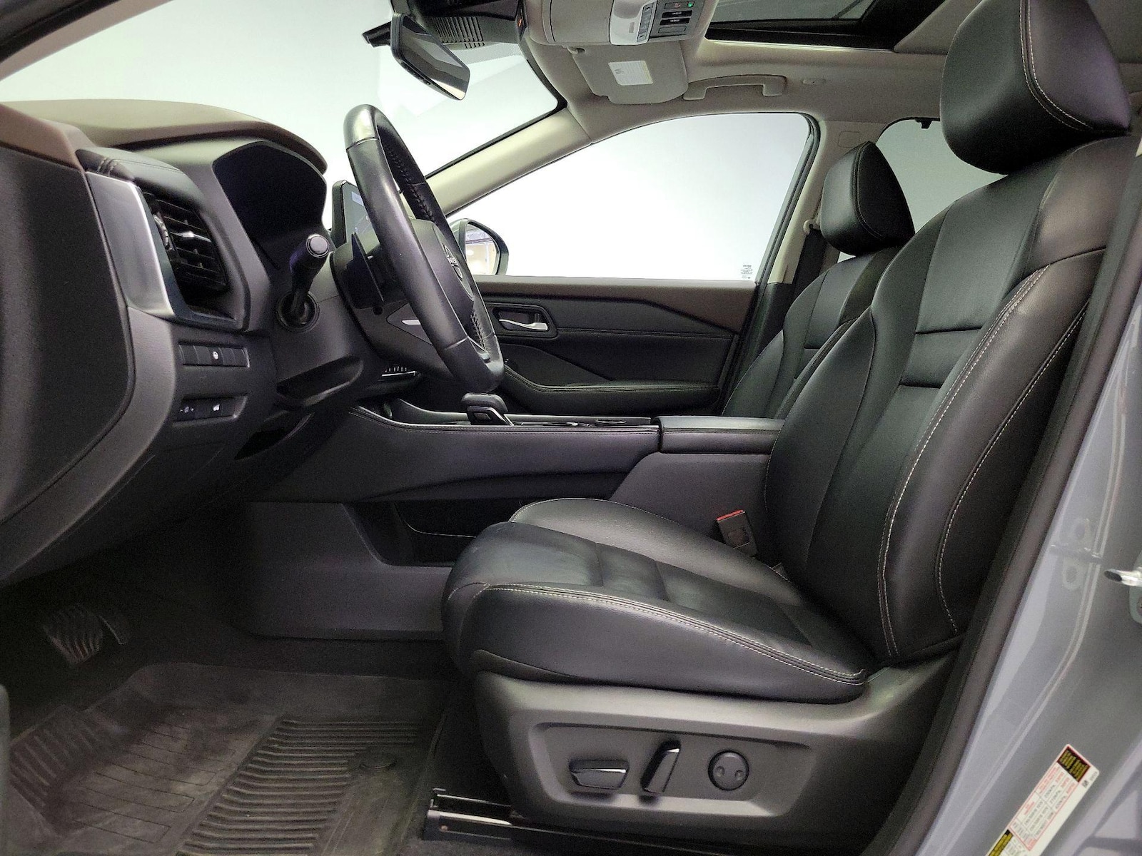 2023 Nissan Rogue SL - Photo 12