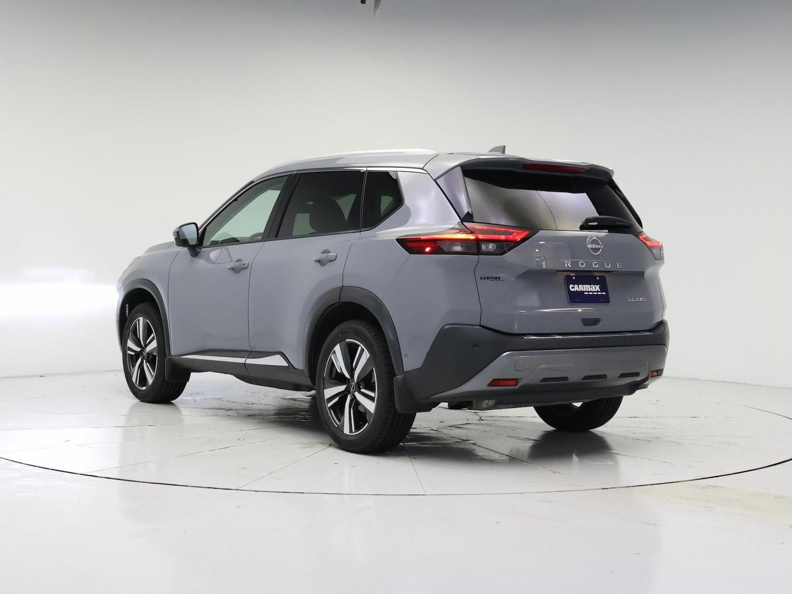 2023 Nissan Rogue SL - Photo 3
