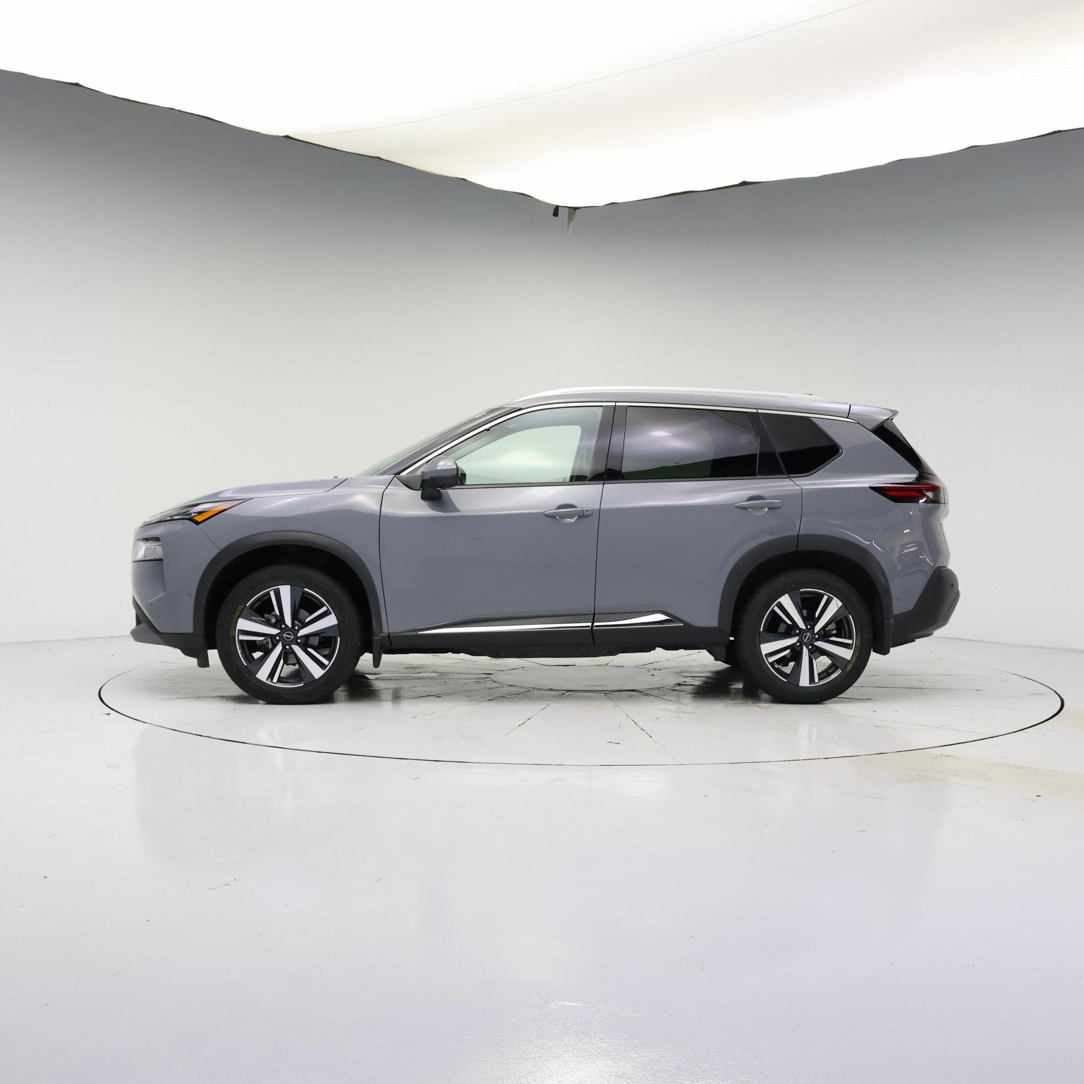 Thumbnail: 2023 Nissan Rogue - 3