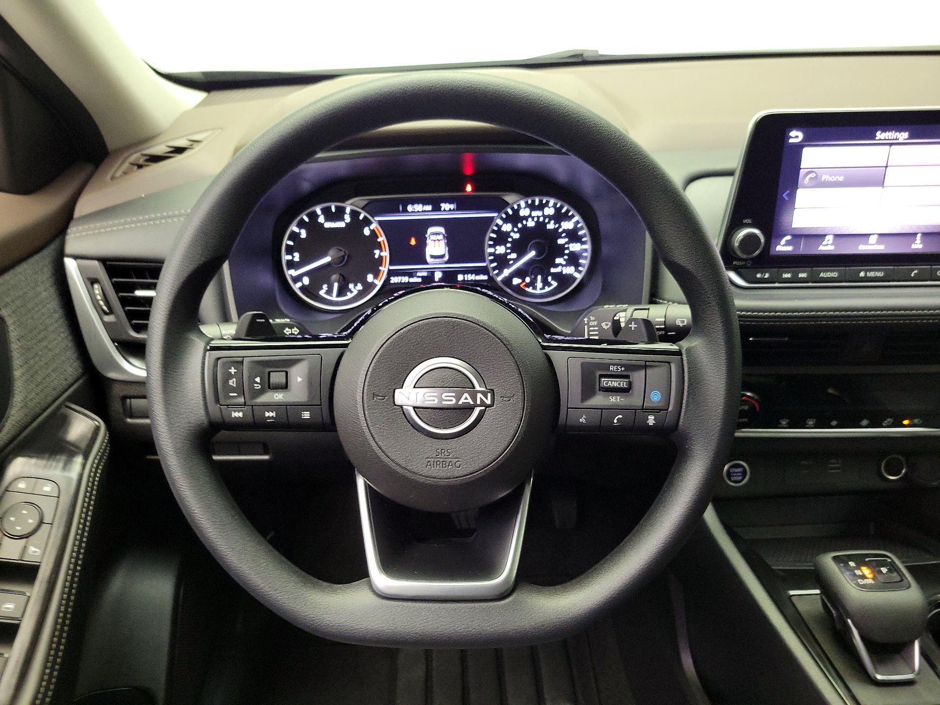 Thumbnail: 2023 Nissan Rogue - 10