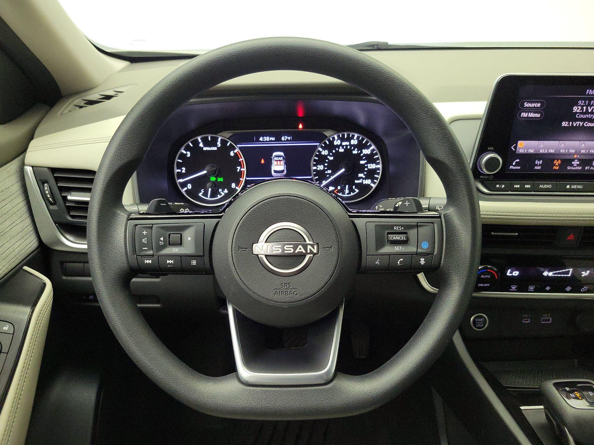 Thumbnail: 2023 Nissan Rogue - 10