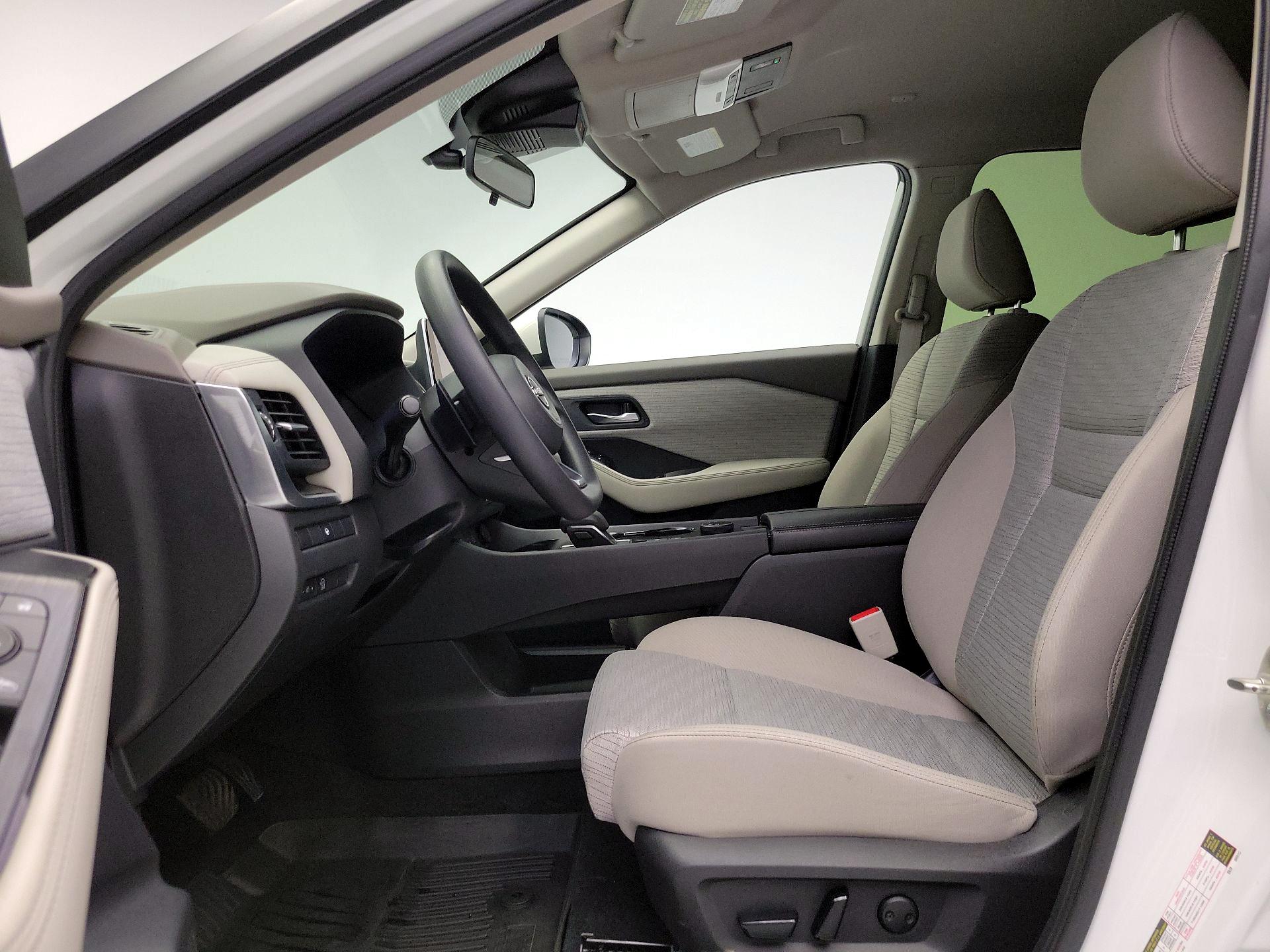Thumbnail: 2023 Nissan Rogue - 11