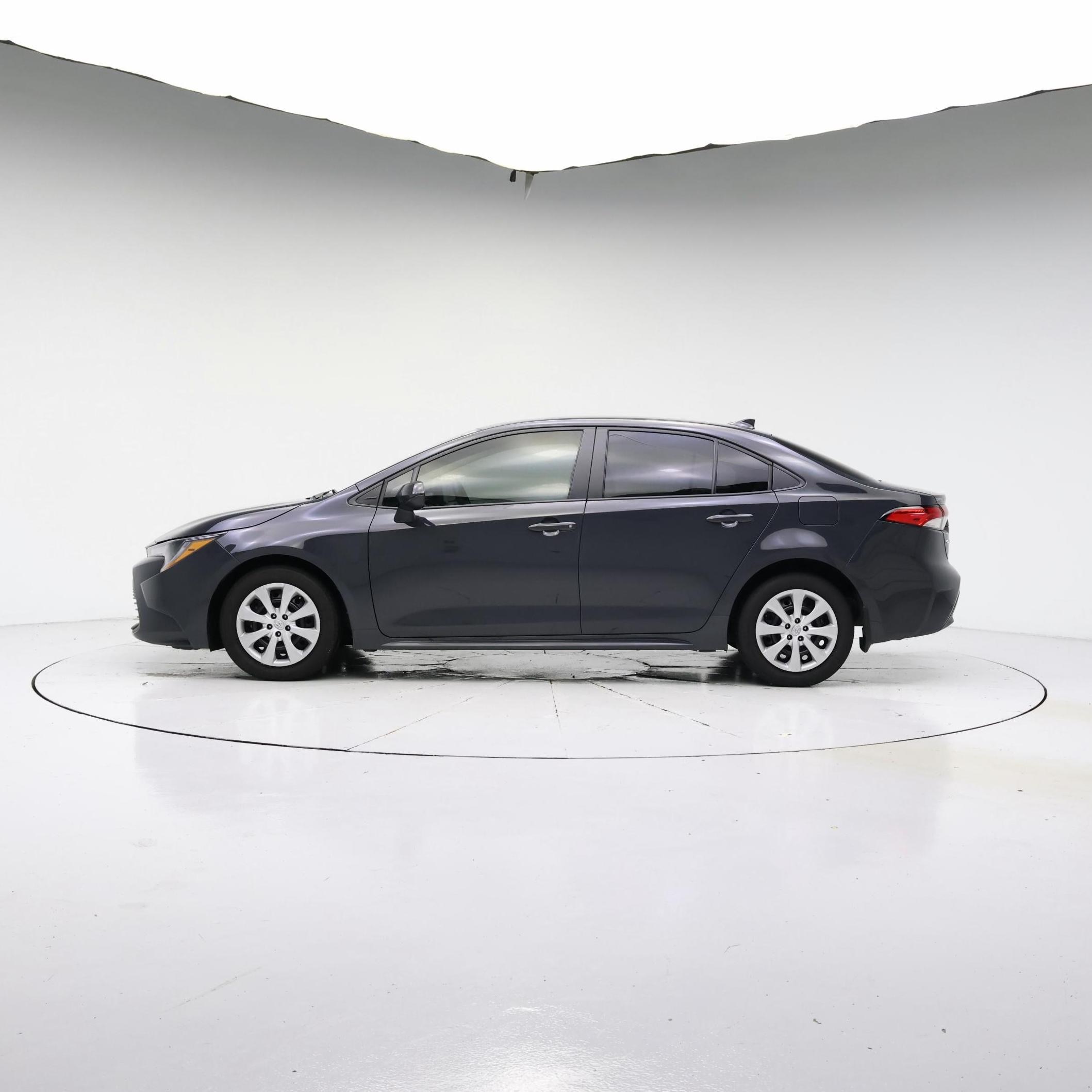 Thumbnail: 2025 Toyota Corolla - 3