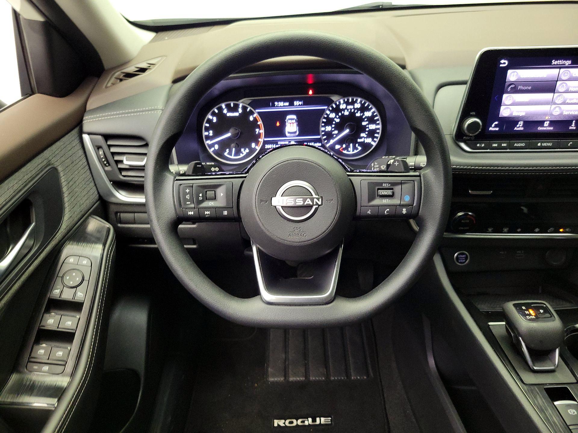 Thumbnail: 2023 Nissan Rogue - 10