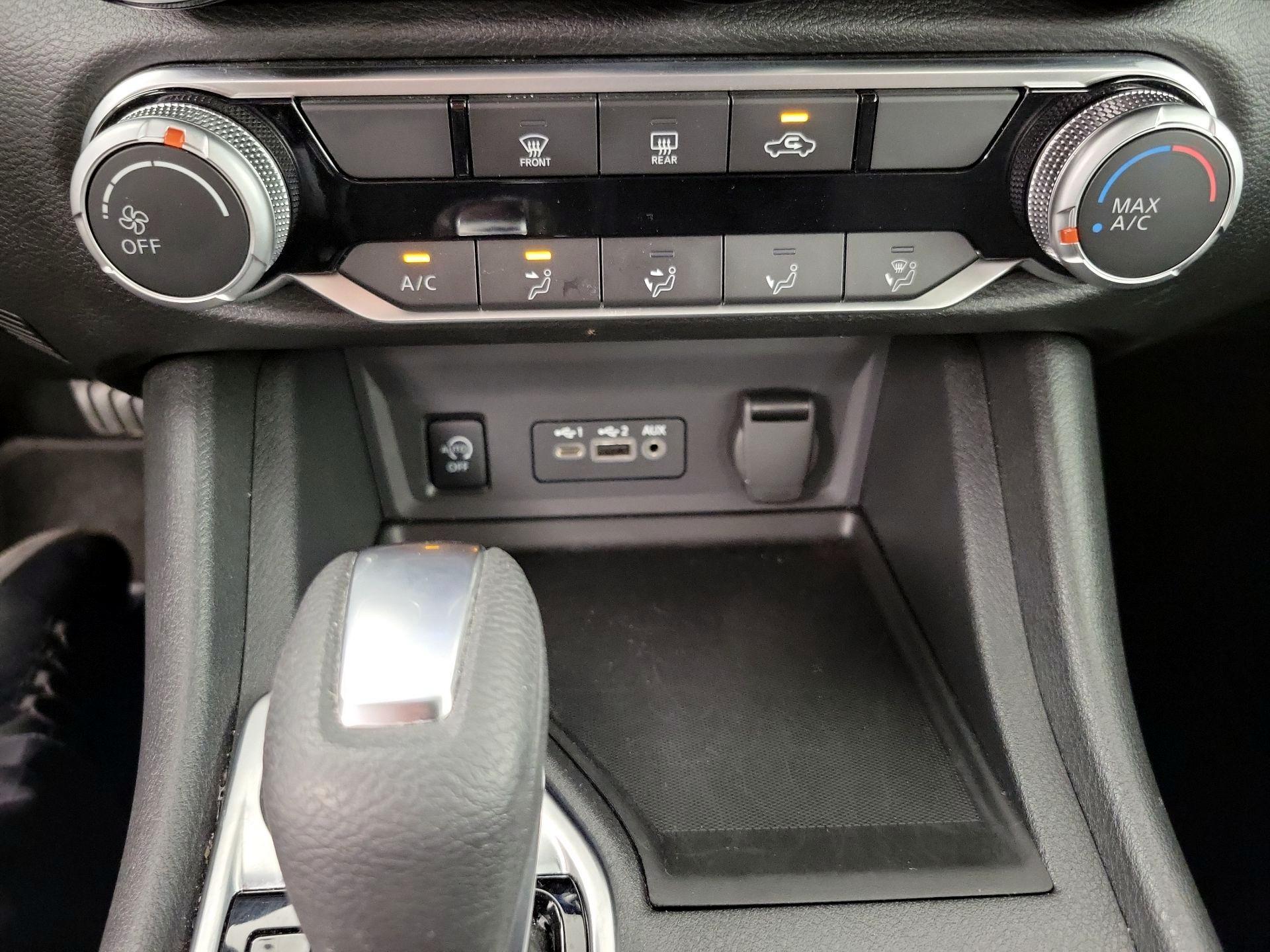 Thumbnail: 2024 Nissan Sentra - 16