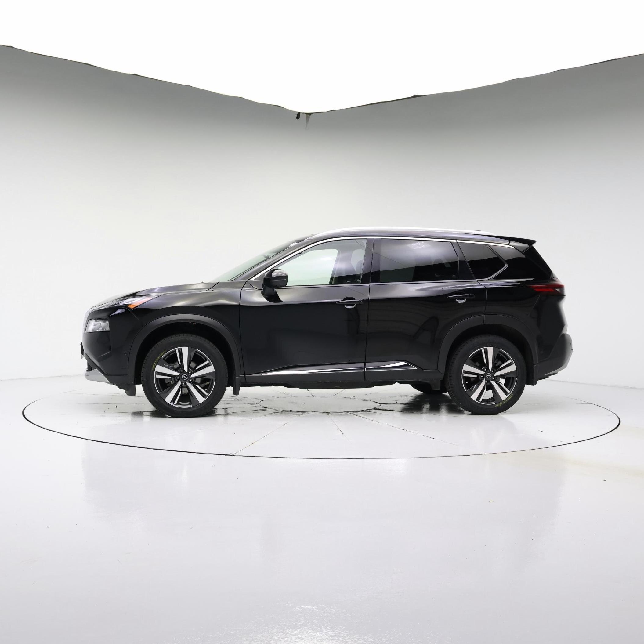 Thumbnail: 2023 Nissan Rogue - 3