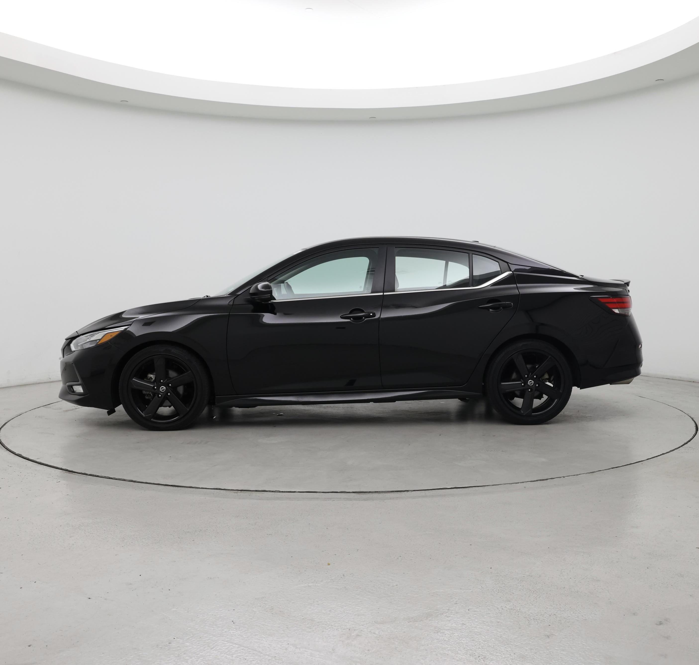Thumbnail: 2023 Nissan Sentra - 3