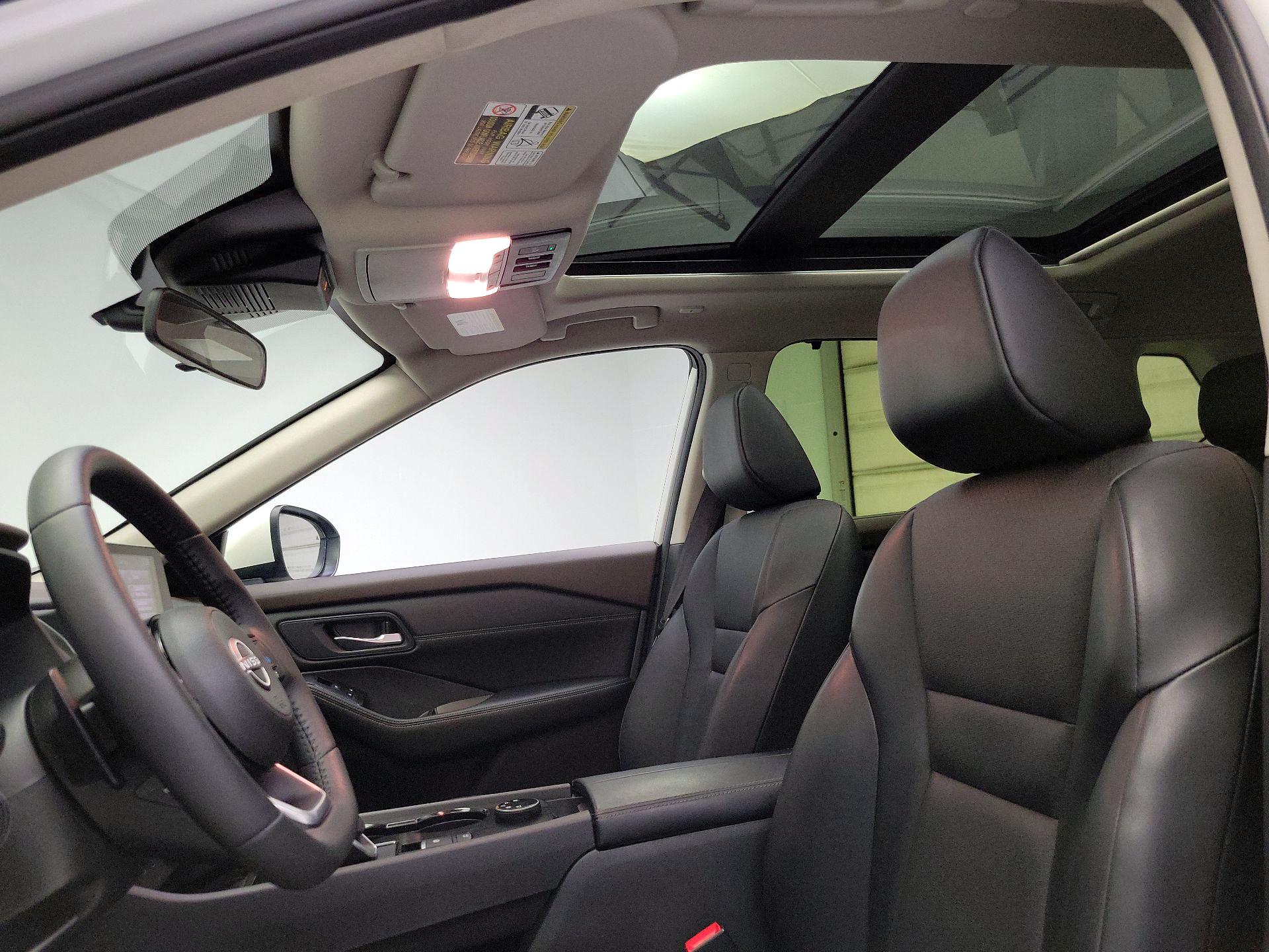 Thumbnail: 2023 Nissan Rogue - 19