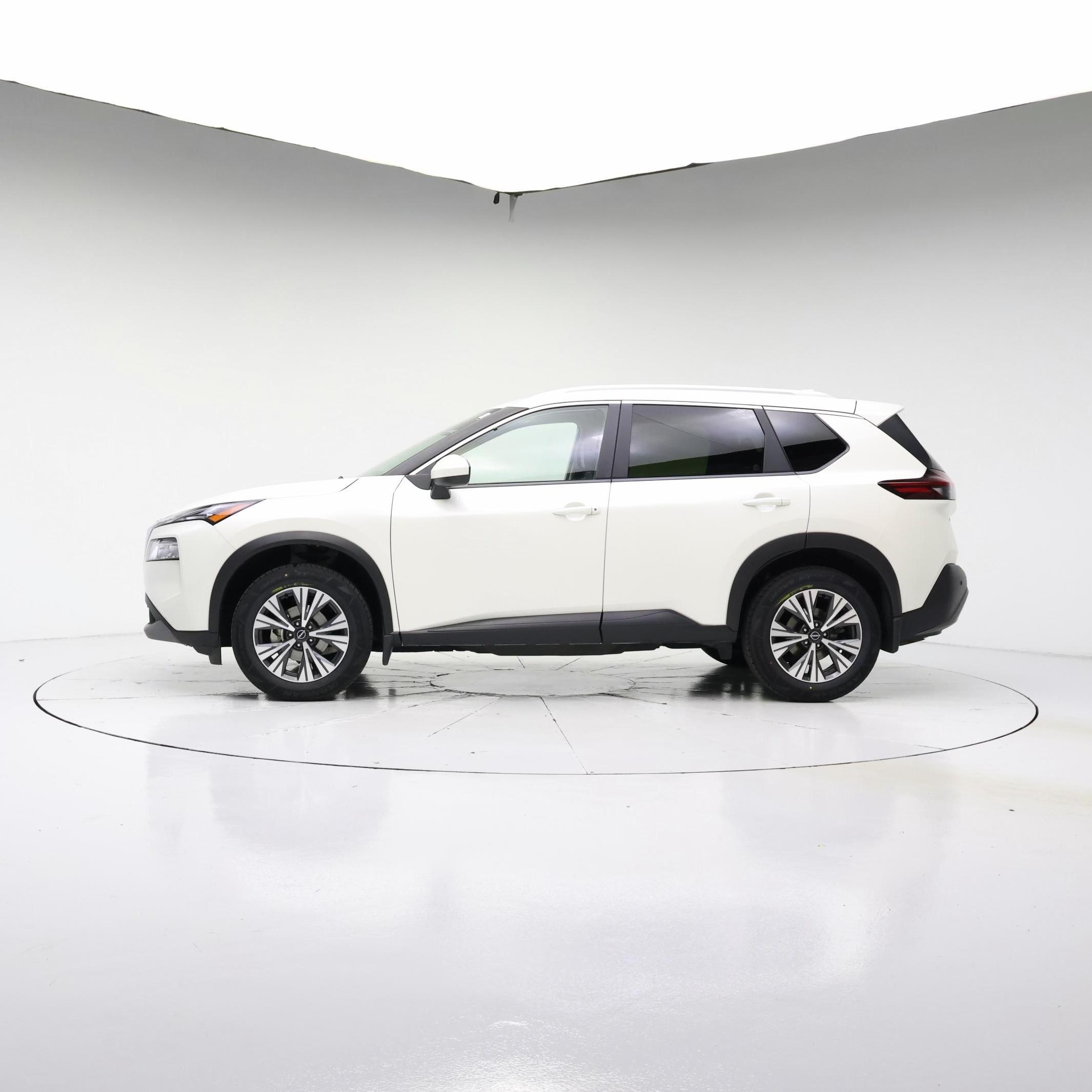 Thumbnail: 2023 Nissan Rogue - 3