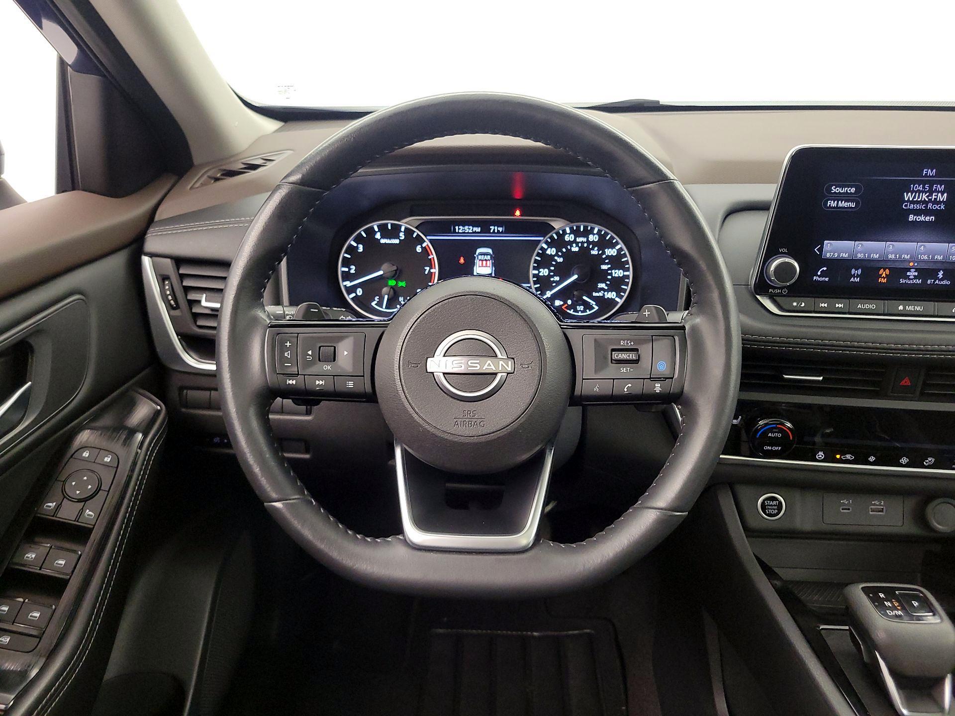 Thumbnail: 2023 Nissan Rogue - 10