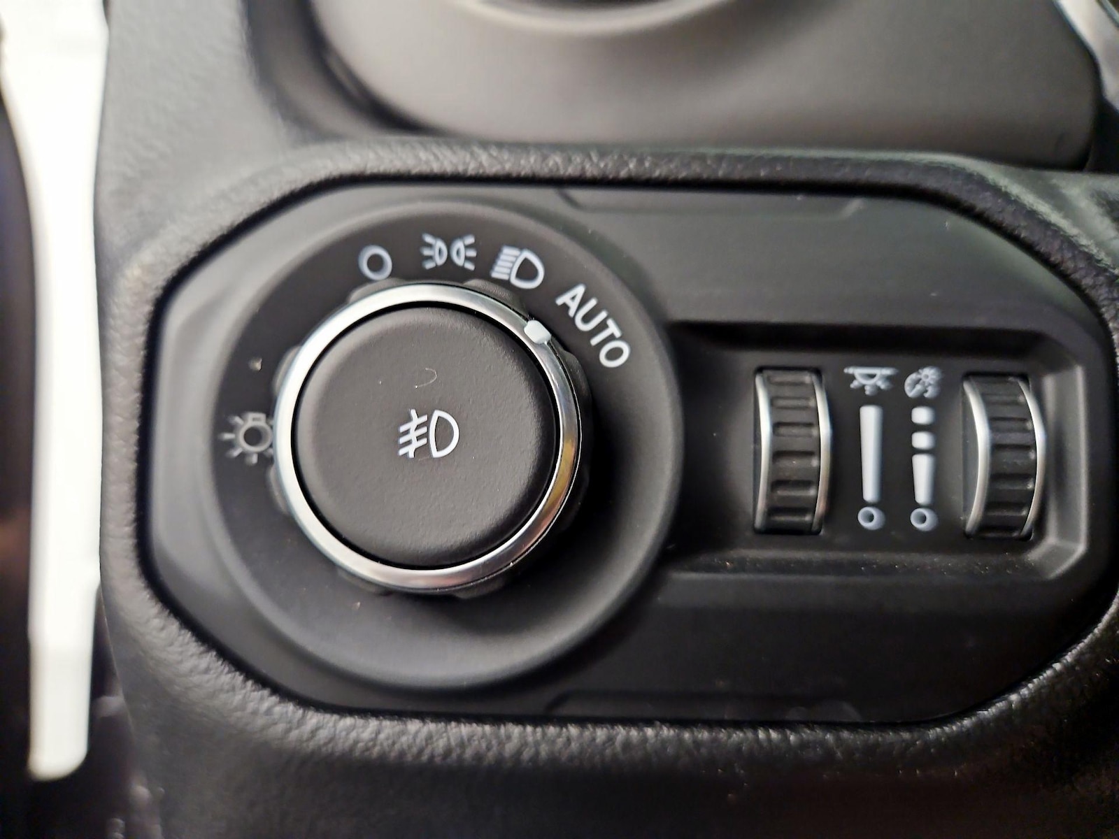2022 Jeep Wrangler Sport S - Photo 14