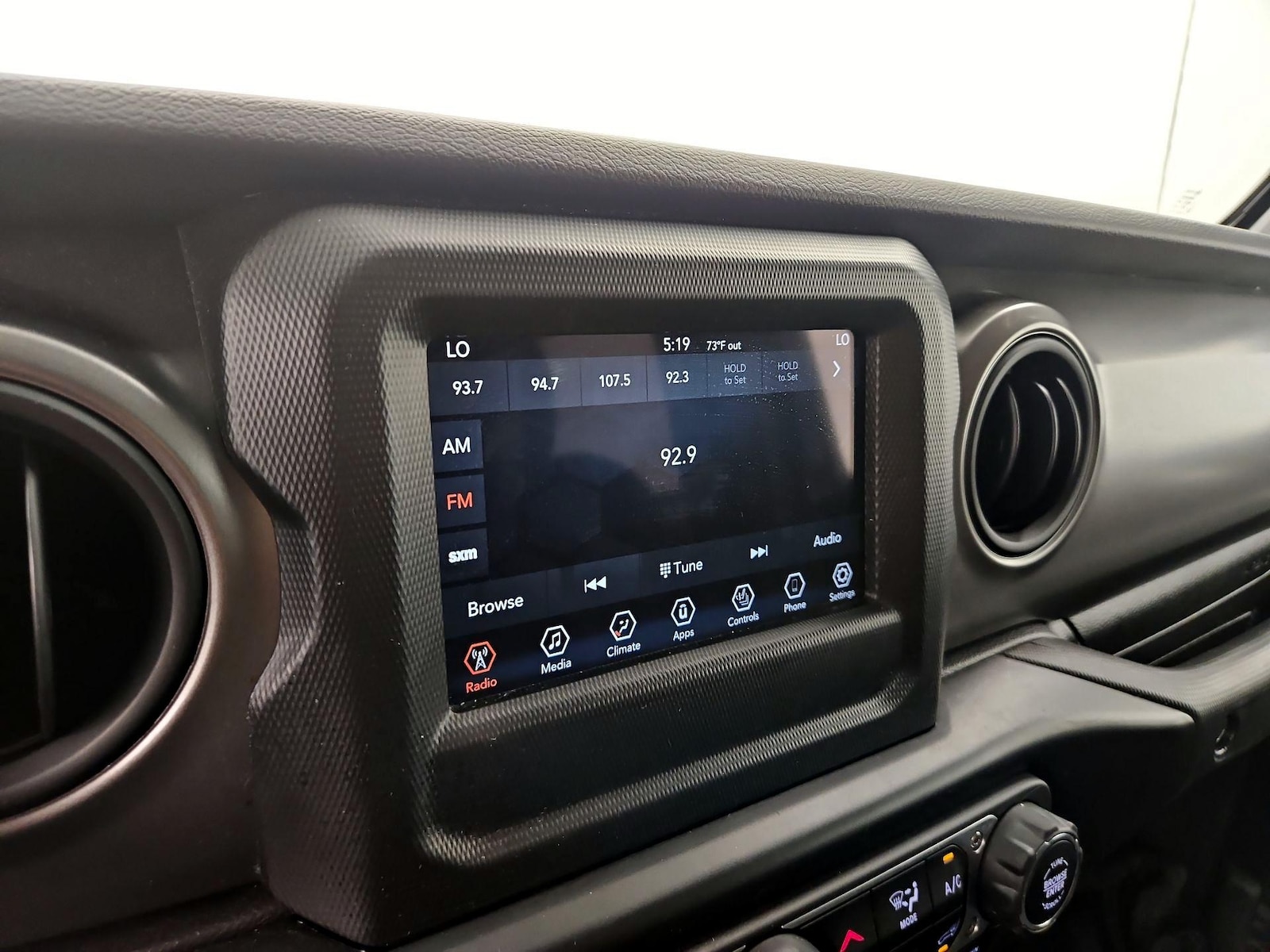2022 Jeep Wrangler Sport S - Photo 16
