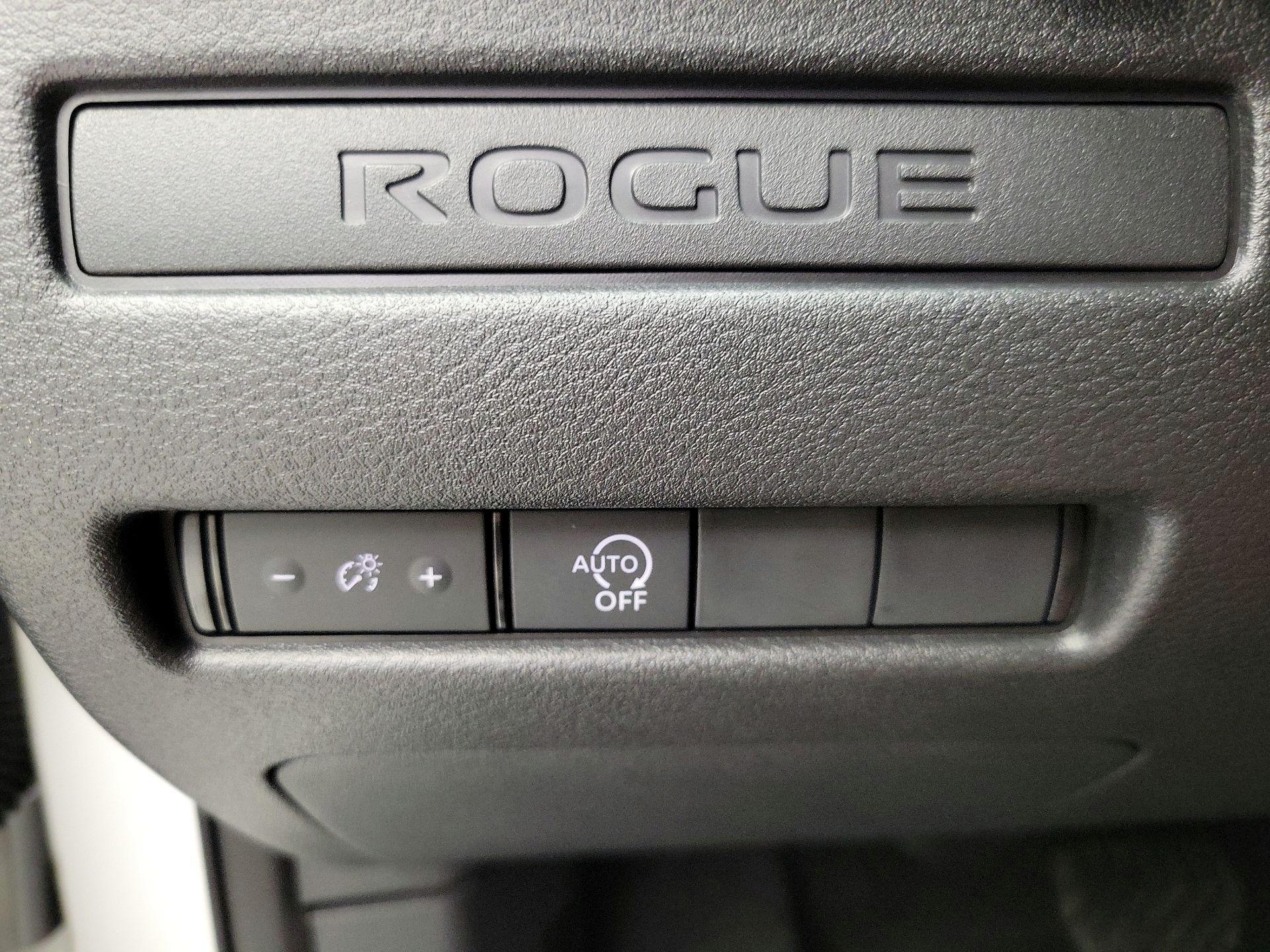 Thumbnail: 2023 Nissan Rogue - 13