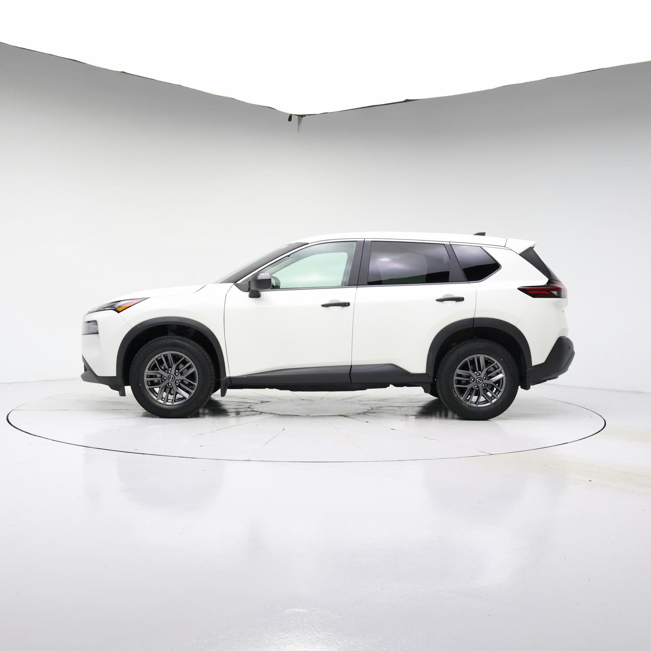 Thumbnail: 2023 Nissan Rogue - 3