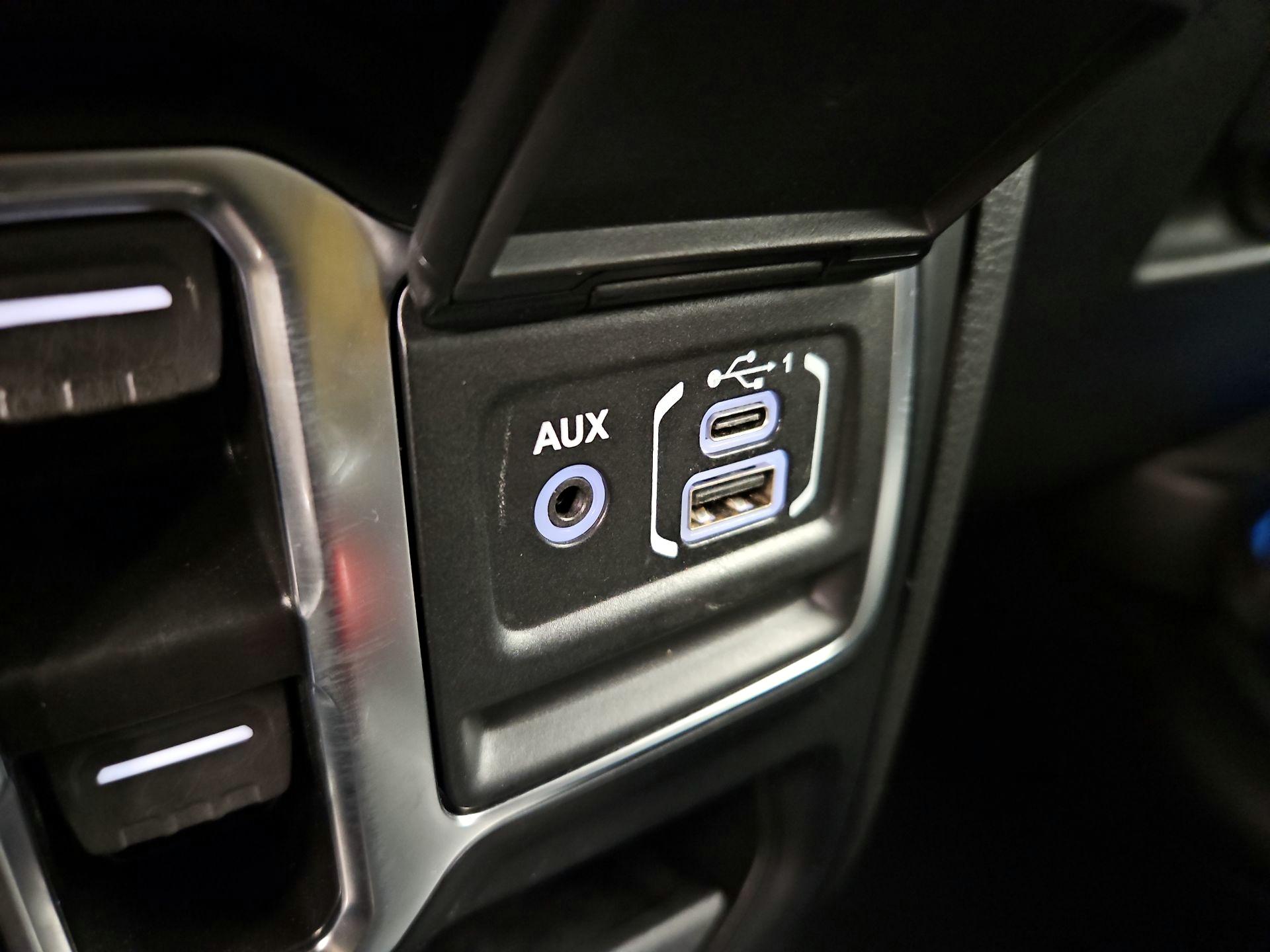 Thumbnail: 2024 Jeep Wrangler - 19