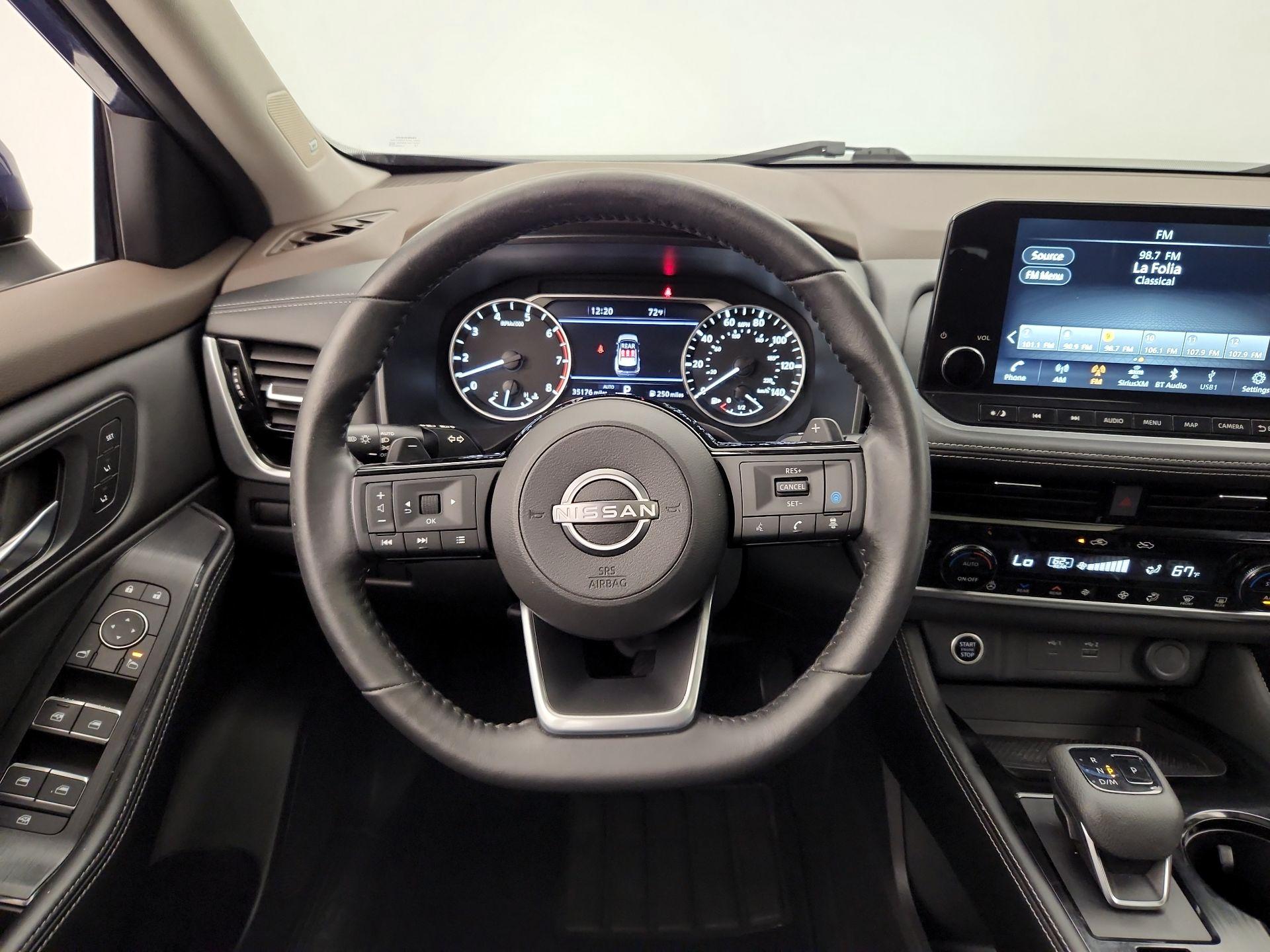 Thumbnail: 2023 Nissan Rogue - 10