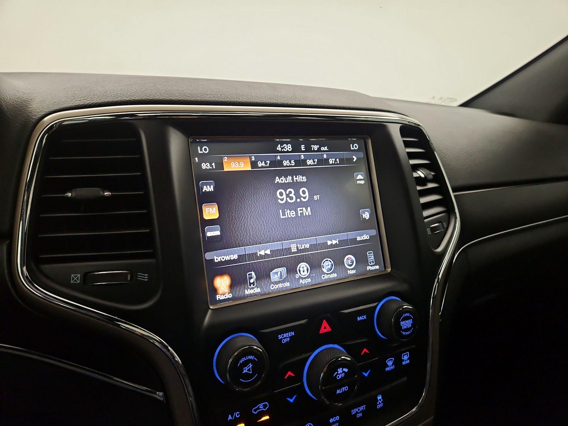 Thumbnail: 2016 Jeep Grand Cherokee - 14