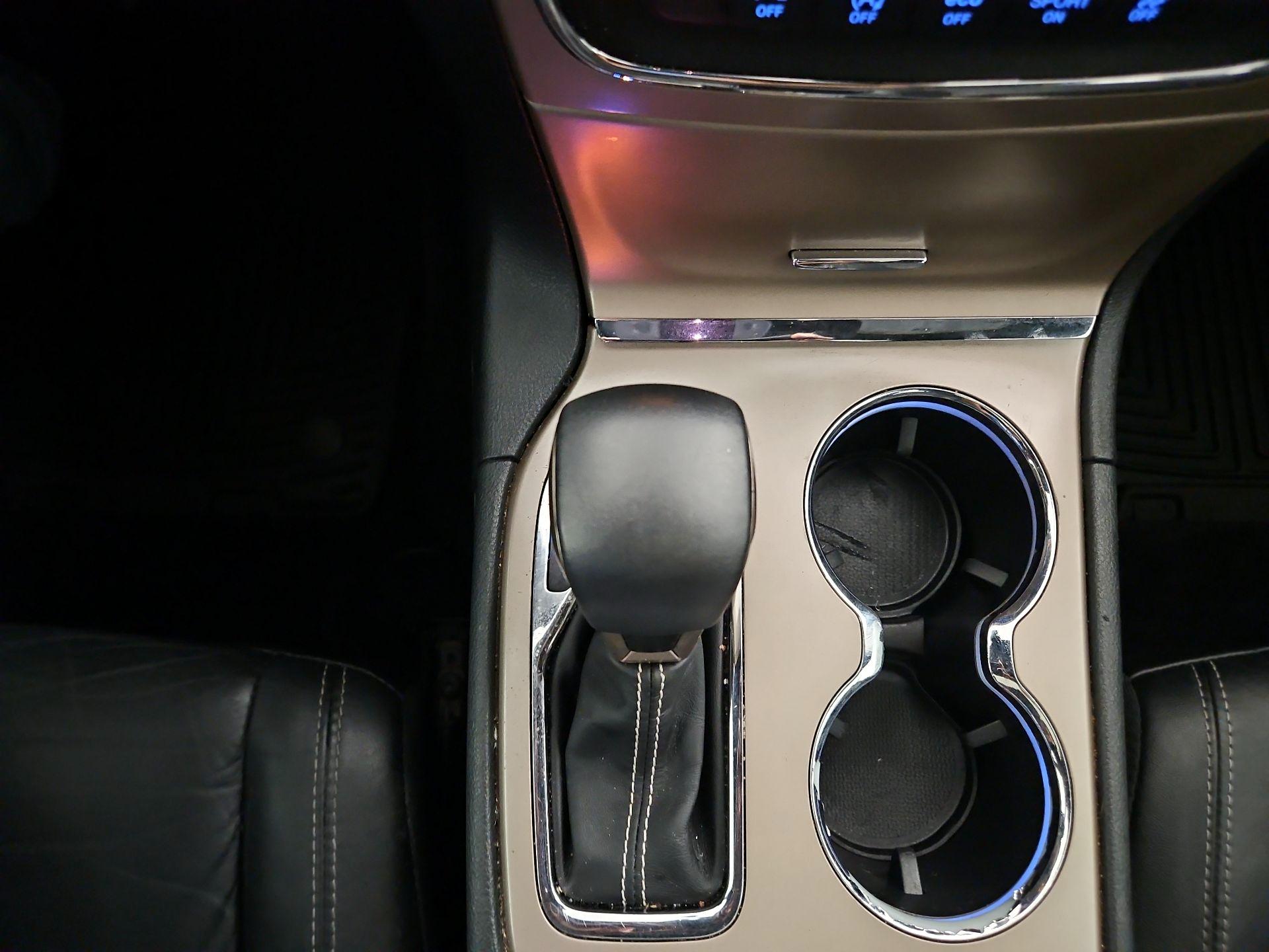 Thumbnail: 2016 Jeep Grand Cherokee - 16