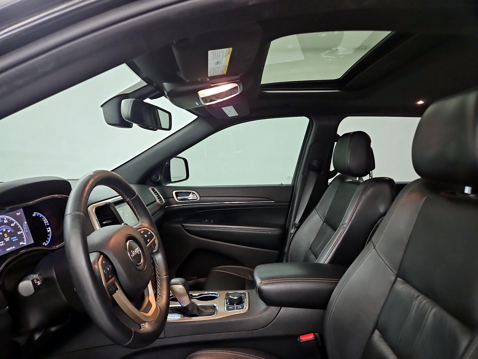 Thumbnail: 2016 Jeep Grand Cherokee - 18