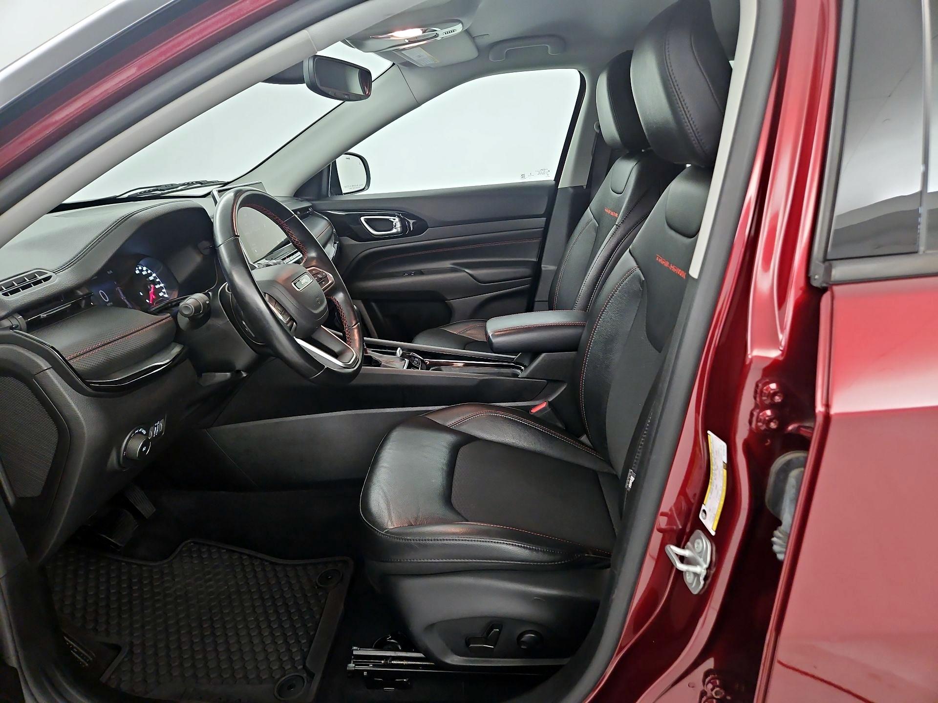 Thumbnail: 2022 Jeep Compass - 9